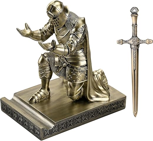 King's Guard Leader Cloak Warrior Knight Pen Holder Phone Stand, Ornament Knight Figure, Pen Stand, Paperweight with Metal...