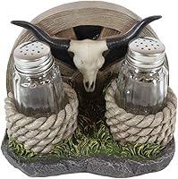 Vista 4 de Ebros Gift Rústica rueda de vagón occidental con cuerdas en espiral, calavera de vaca de cuerno largo, juego de agitadores de cristal de sal