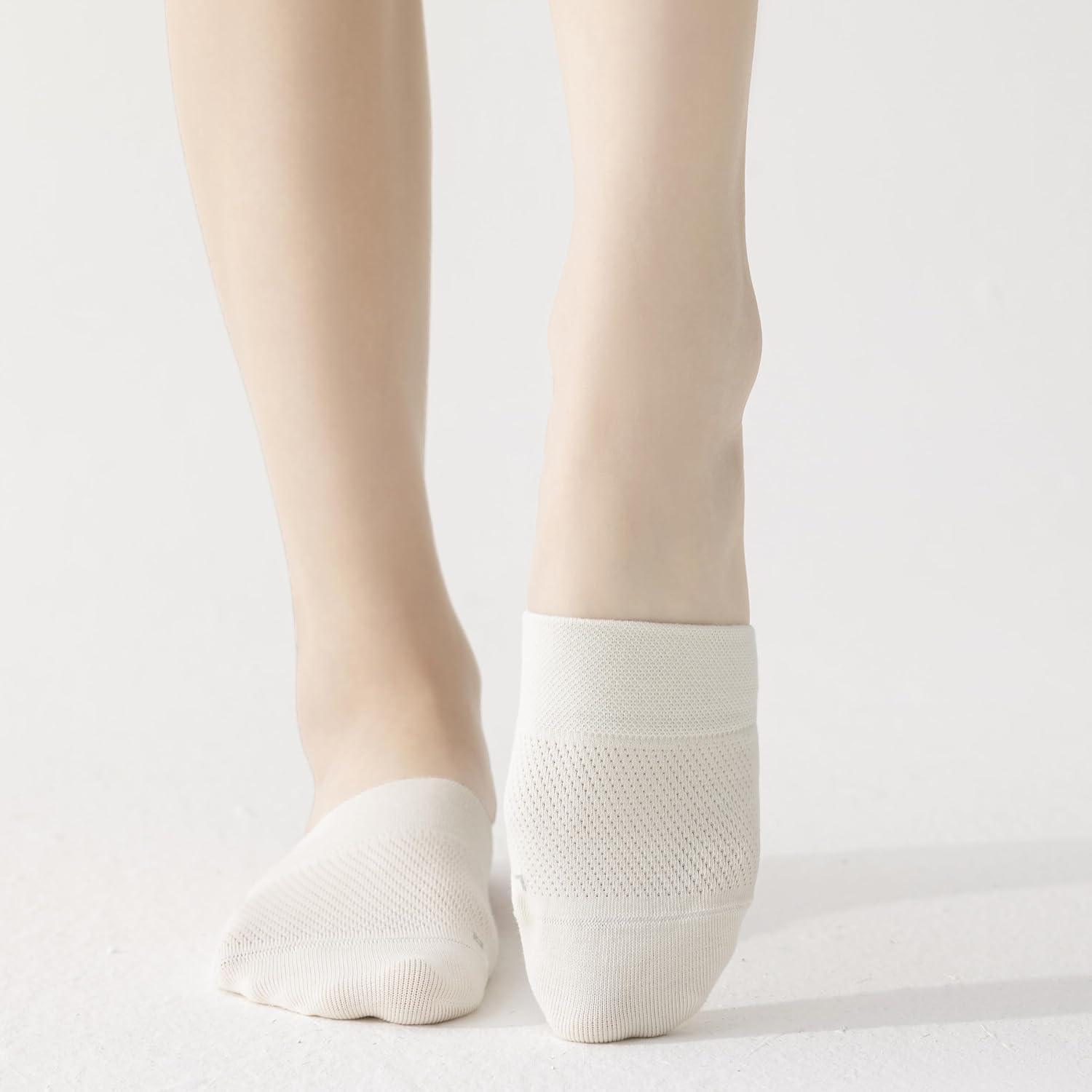 YFUNNLE 8 Pairs Toe Topper Socks for Women,No Show Liner Half Mule Socks with Grip Non Slip - Image 2