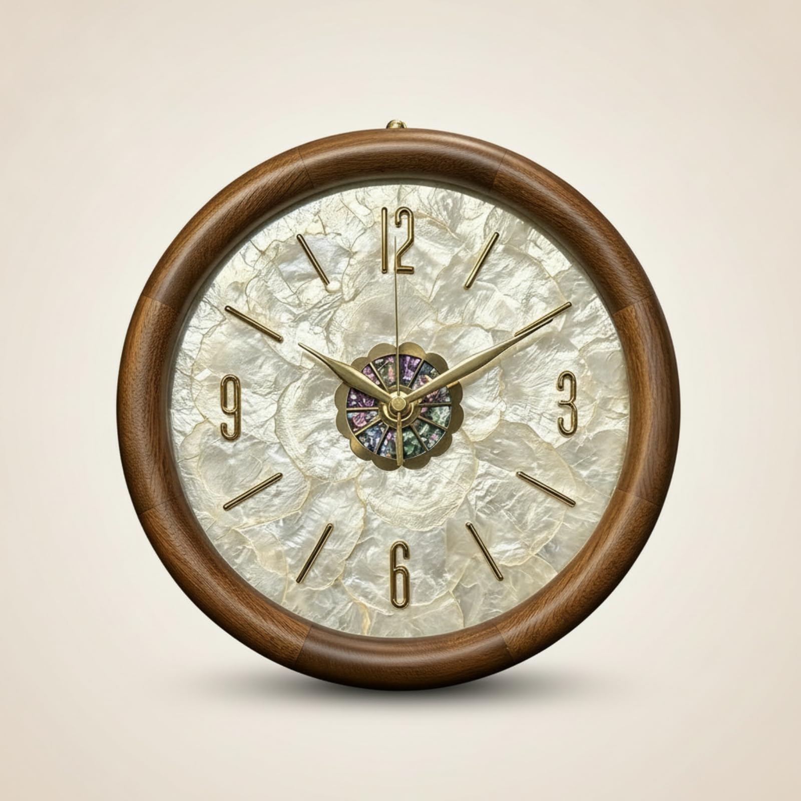 Baoblaze Reloj de Mesa Redondo Reloj Decorativo Reloj de Reloj de Estantería con Marco de Vetado de Madera y Esfera Nacarada con Números en Relieve Adecuado, Style to 1