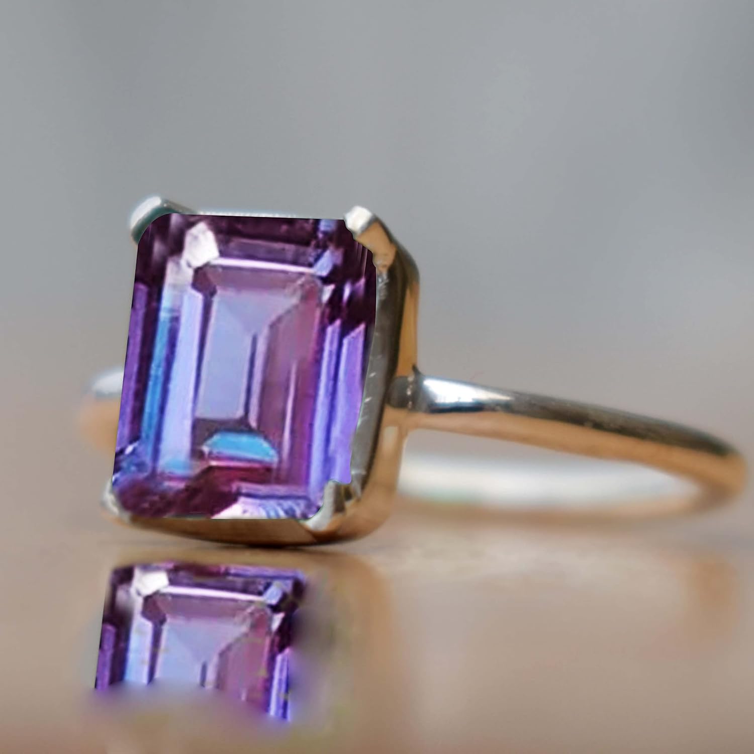Color Changing Alexandrite Ring Emerald Cut Gemstone Ring Hand Crafted Statement Ring For Women & Girls Wedding Anniversary Gift Fine Jewelry Unique Alexandrite Ring