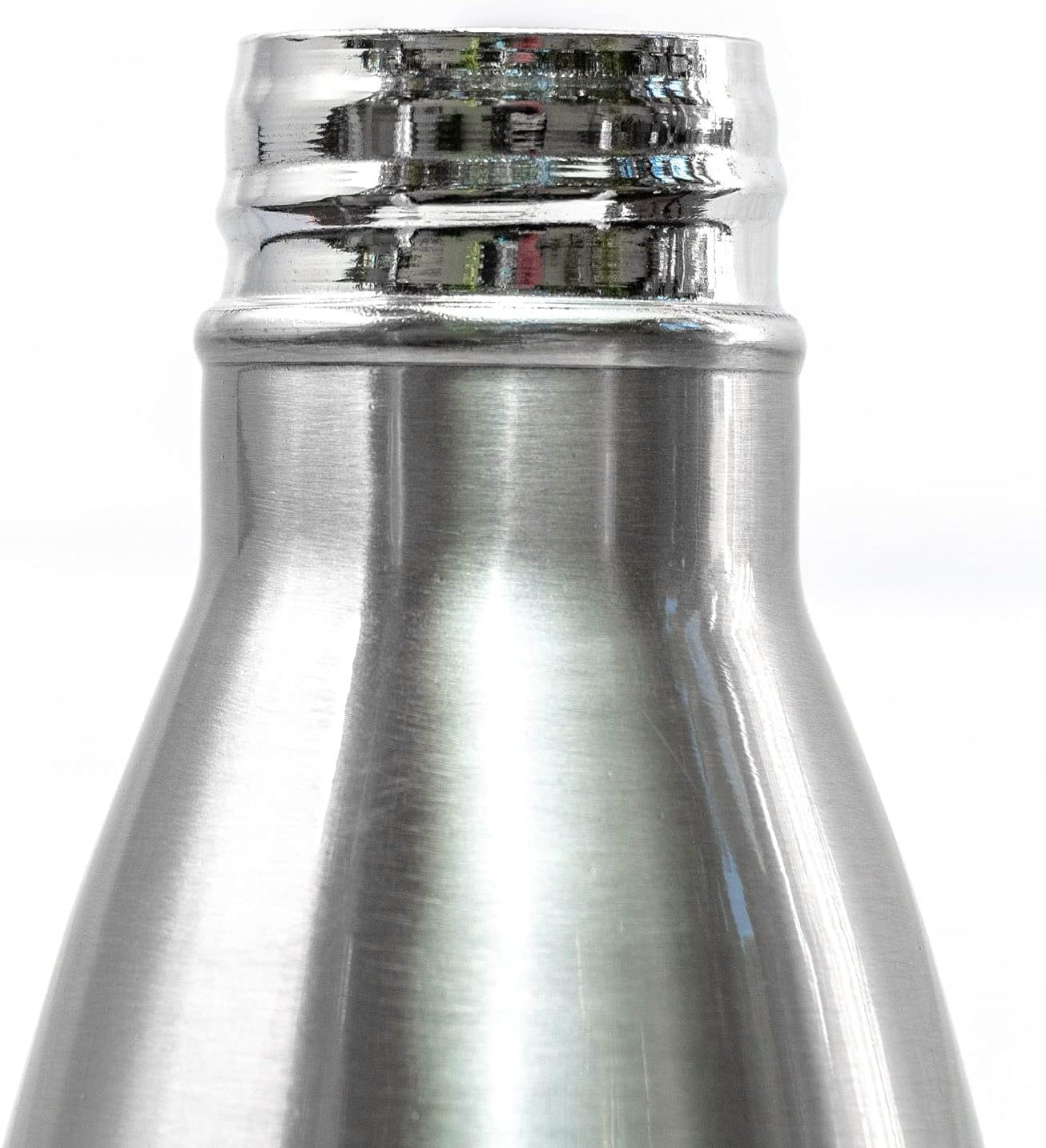 Garrafa Térmica Inox Parede Dupla 500ml Prata Isolamento Vácuo Bebida Quente Fria Portátil Livre BPA Vedação Hermética Academia Escritório Praia Viagem Esporte Caminhada Durável Elegante