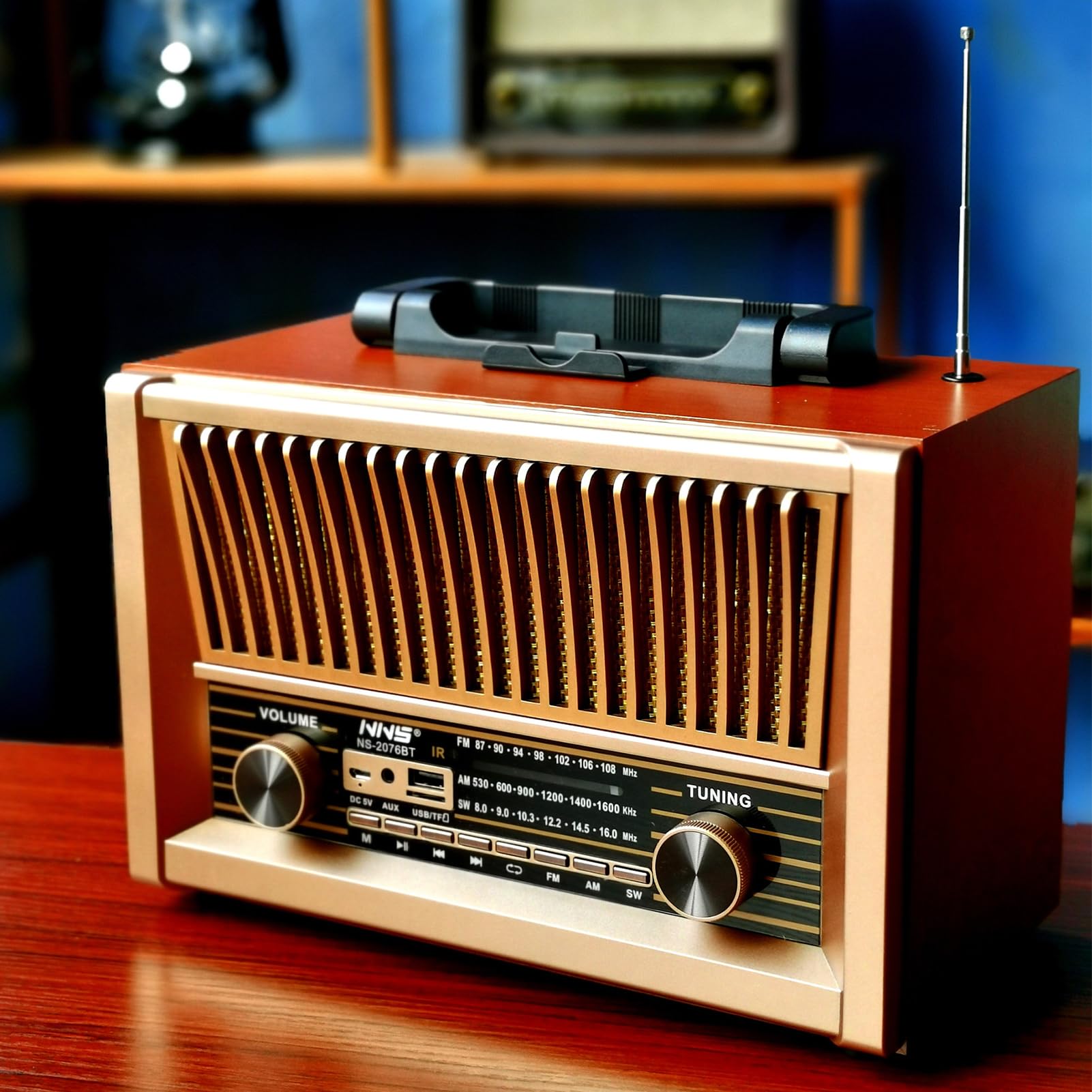 Radio Bluetooth rétro avec batterie rechargeable pour pallier les pannes de courant