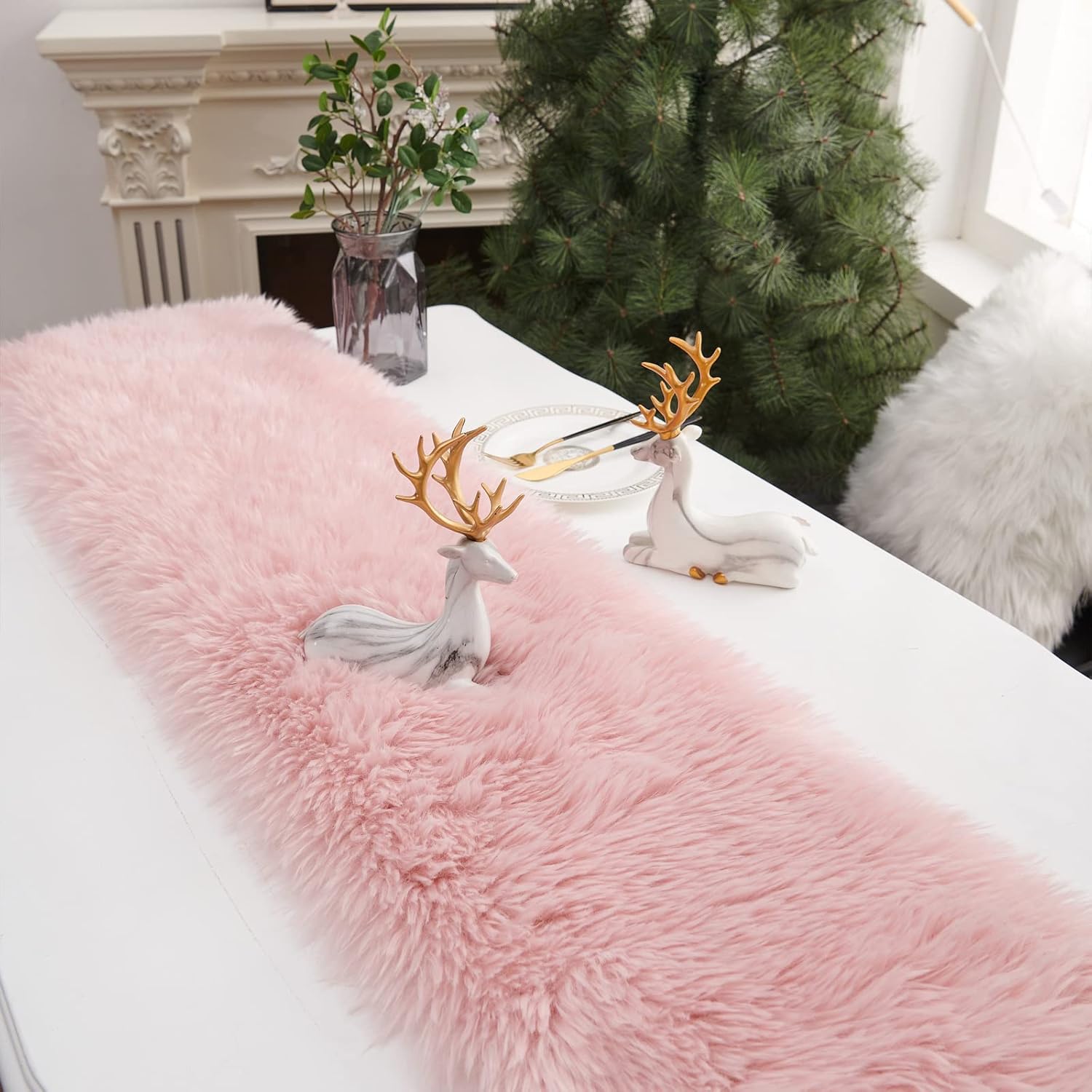 Table Runner, Modern Pink Dresser Fur Table Runners for Christmas Wedding Party Holiday Birthday Home Farmhouse Dining Coffee Table Decor, Decoration Rug Bed Runner for Table 11.8x70.8 inch