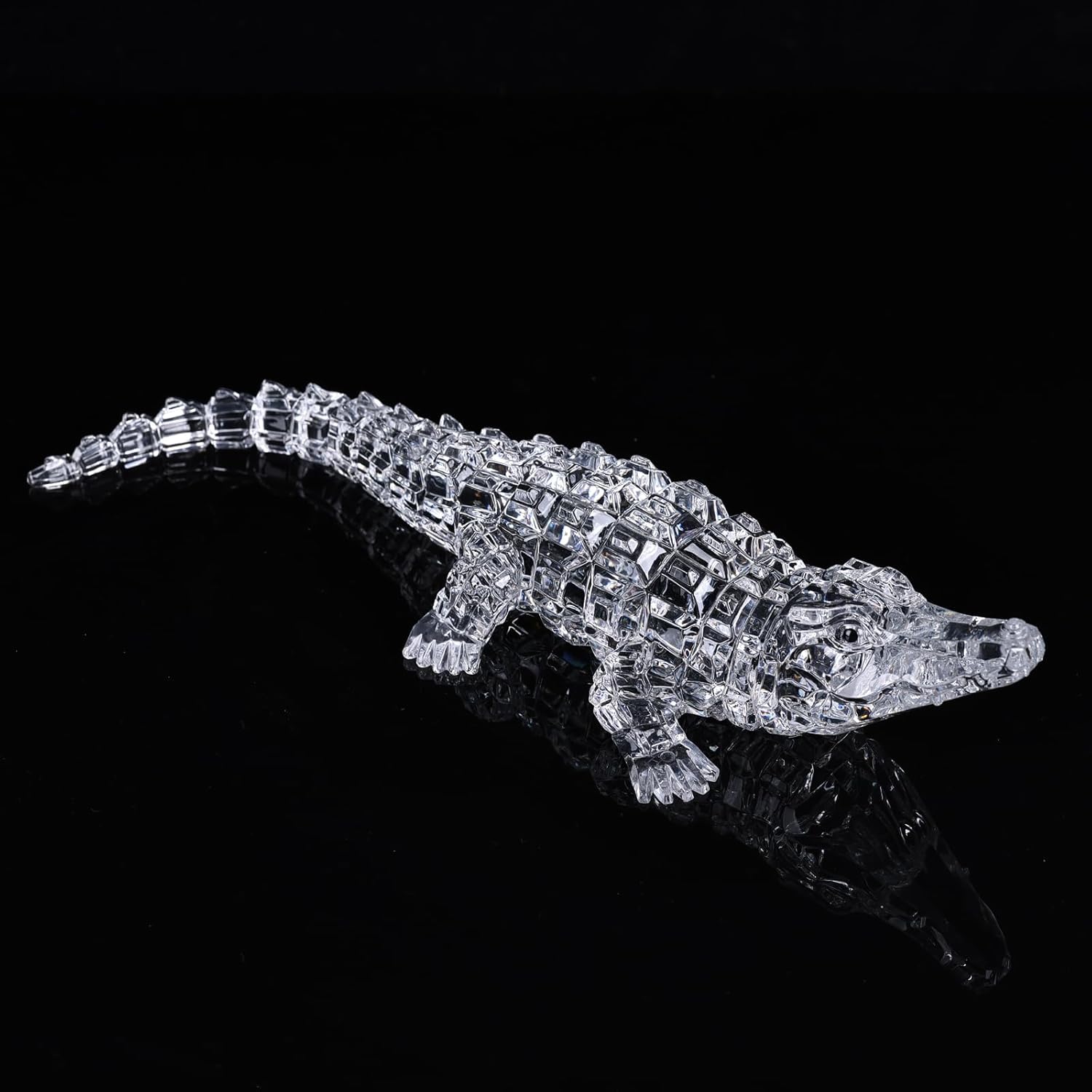 Acrylic Alligator Statue – Clear Crystal Glass Style Crocodile Figurine, Modern Luxury Art Collectible Sculpture for Living Room, Home and Office Table Decor & Housewarming Gift (White)