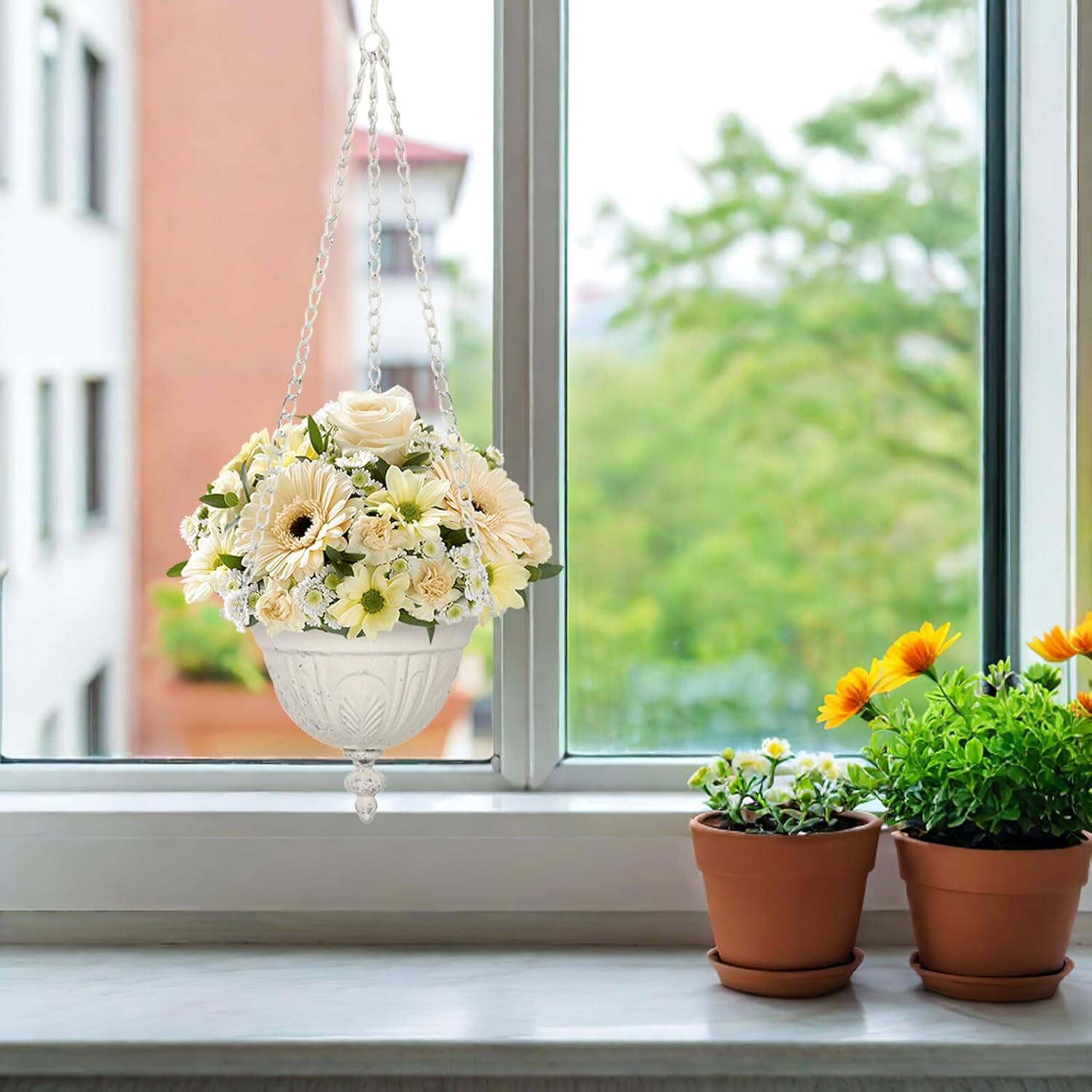 Luxshiny Vintage Metal Hanging Wall Planter Pots for Indoor and Outdoor Plants, White Rustic Iron Flowerpot Holders with Hangers for Balcony and Living Room Decor, Small Size