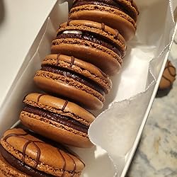 Macaron School: Mastering the World’s Most Perfect Cookie with 50