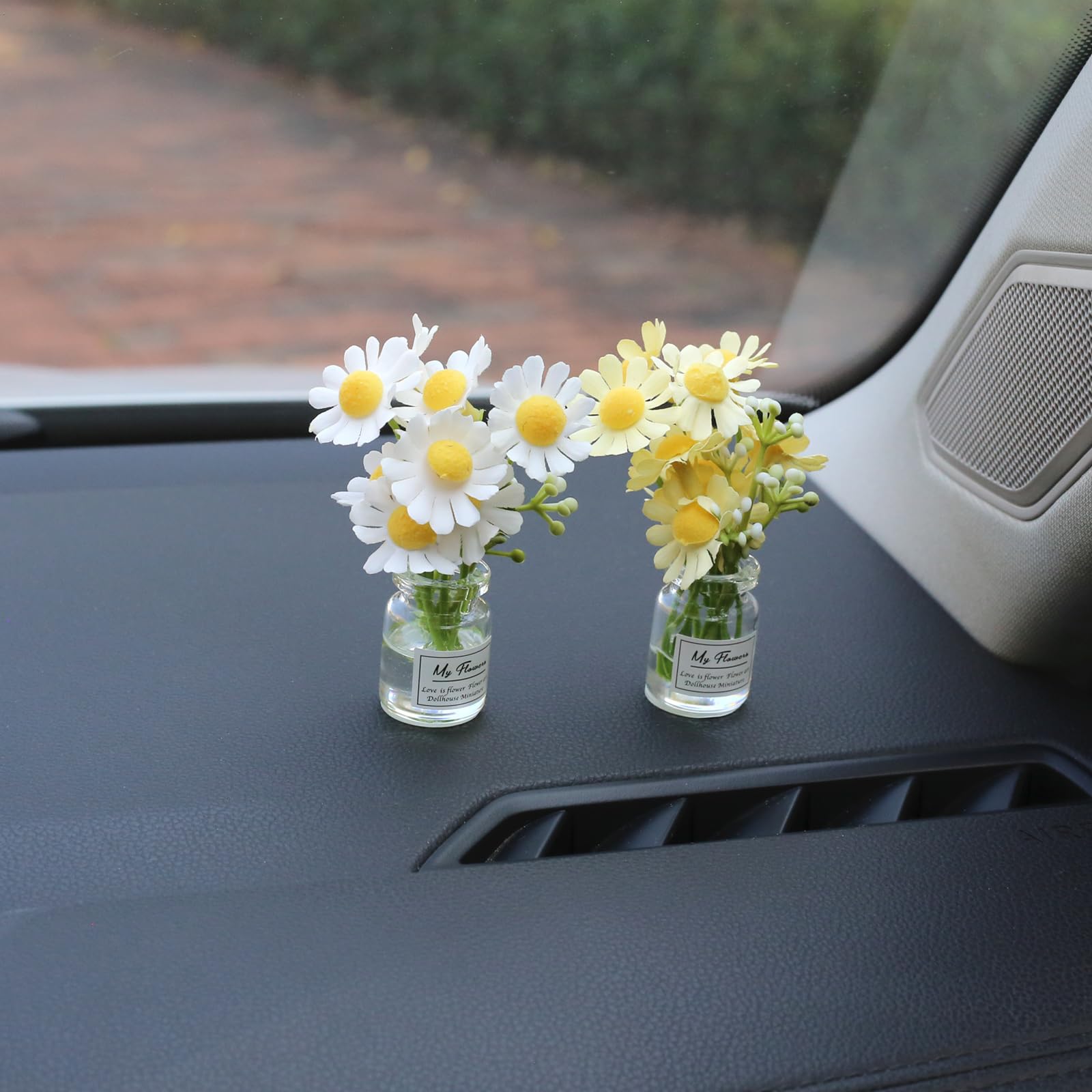 Daisy Flower Car Accessories for Women Interior Aesthetic, 3 Pcs Daisy Cute Car Dashboard Decorations