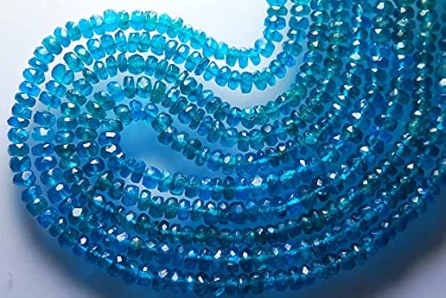 Apatite bleue néon rondelles facettées 3.5-4mm fil de perles 8x14 pouces