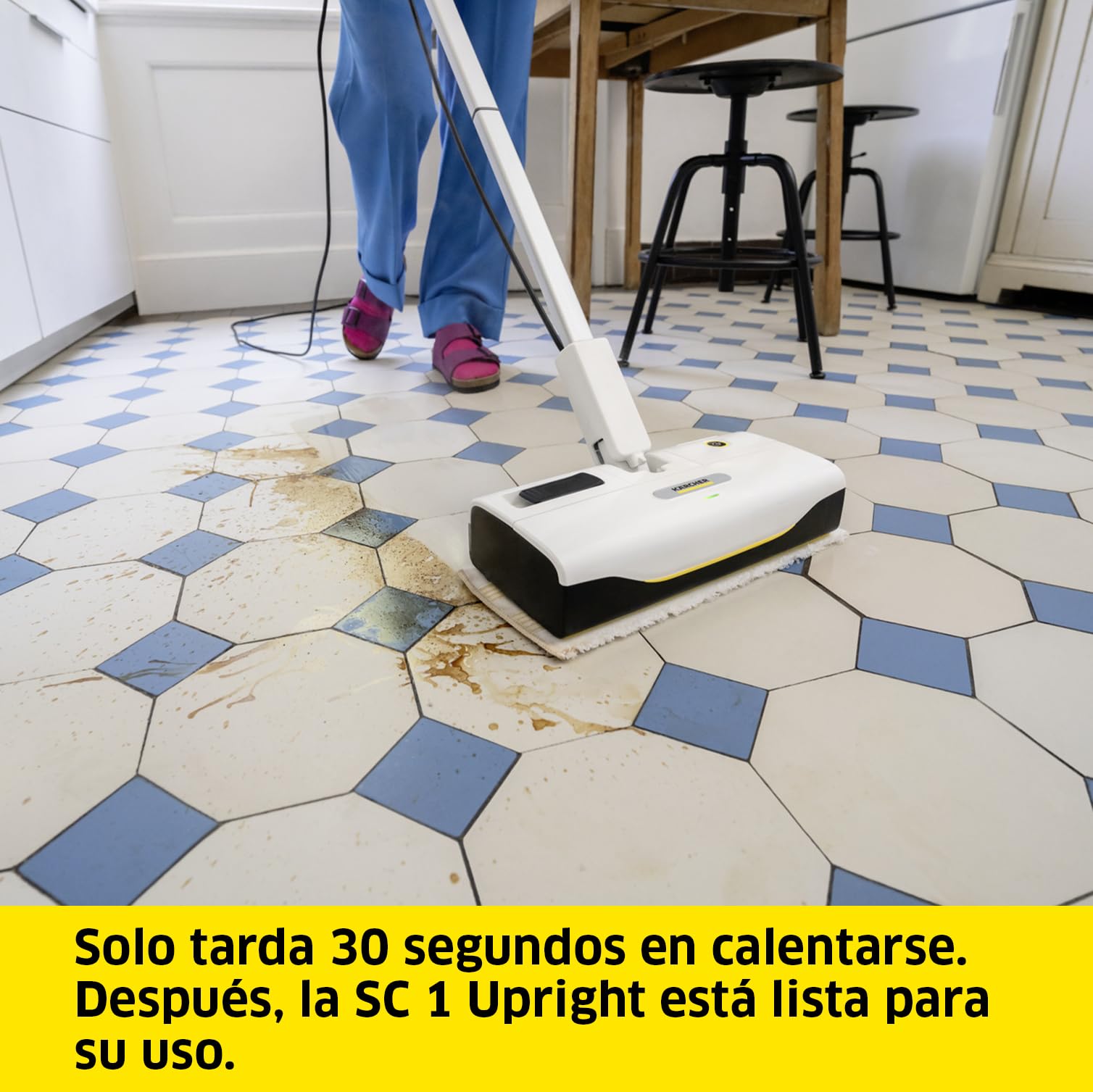 Kärcher Limpiadora de vapor SC 1 Upright, tiempo calentamiento: 30 s, cobertura: 30 m², depósito: 0,2 l, peso: 2,1 kg, boquilla para suelos EasyFix, 2 paños para suelos, cartucho de descalcificación
