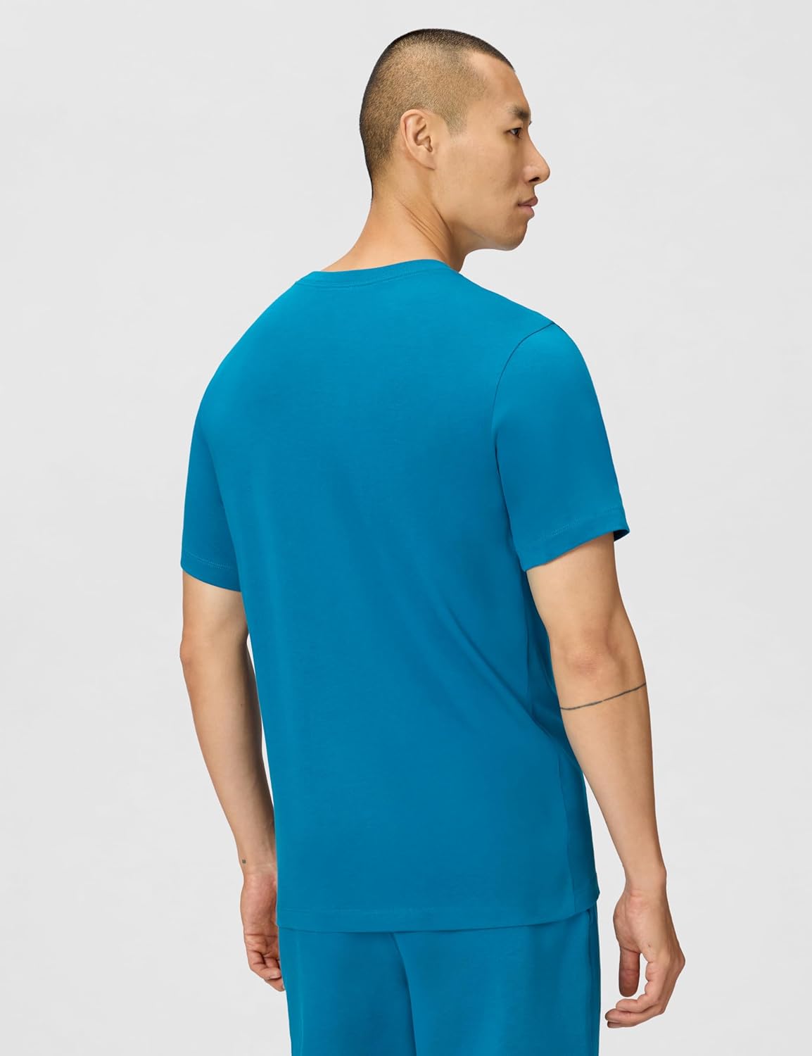 Nike Mens Sportswear Club T-Shirt (Swoosh)