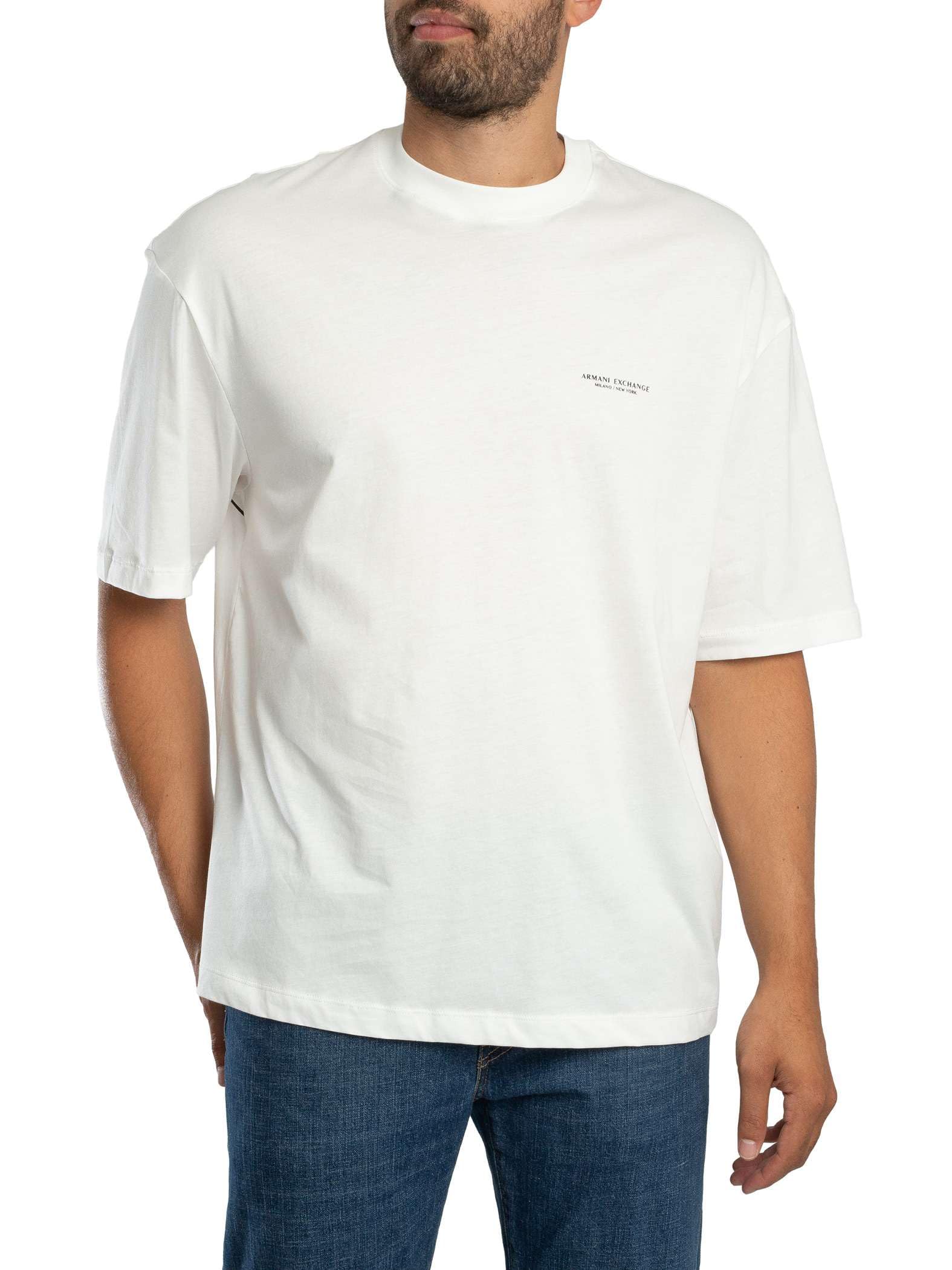 Armani Exchange Camiseta estampada de espalda suelta para hombre, color blanco
