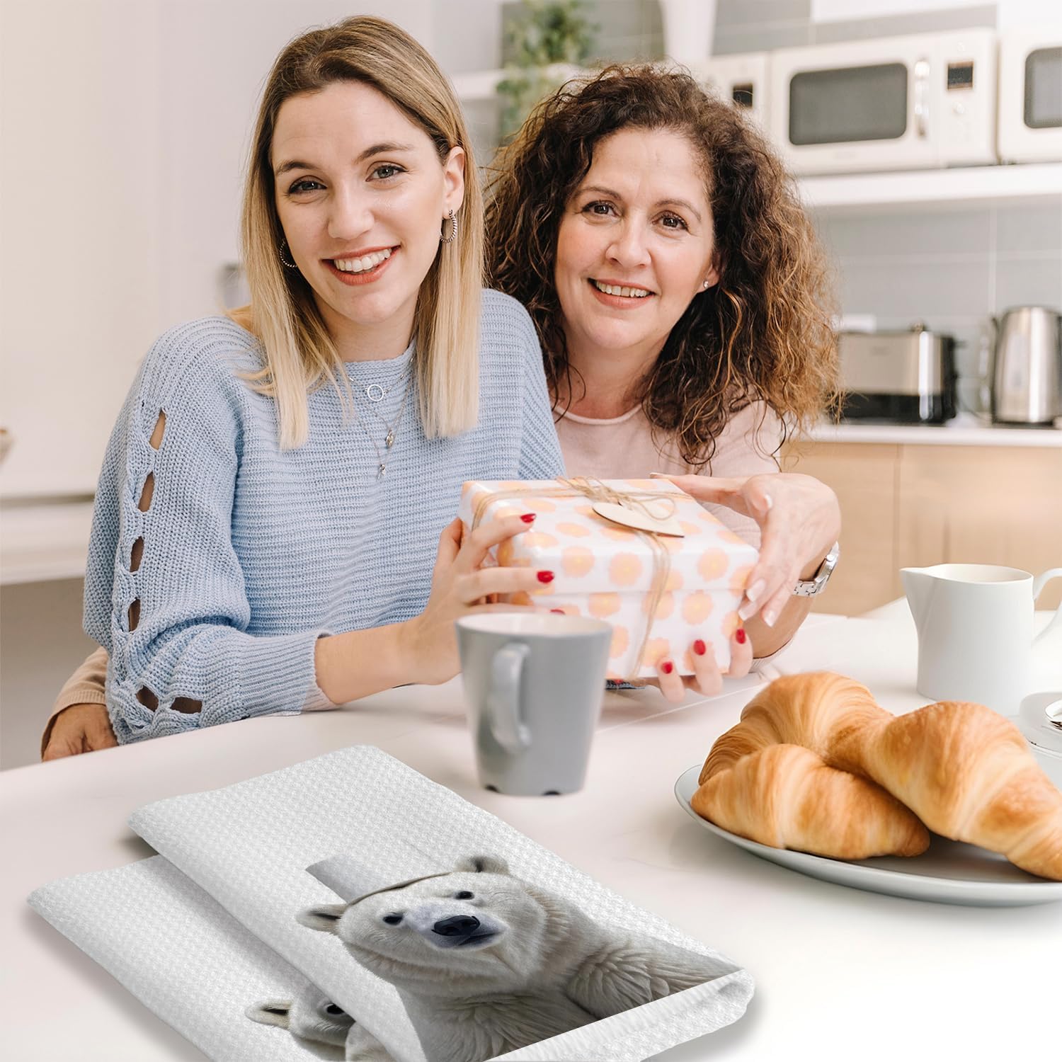 Polar Bear Hand Towel for Bathroom Decor,16x24 in Set of 2,Funny Winter Gift for Women & Kids - Image 6