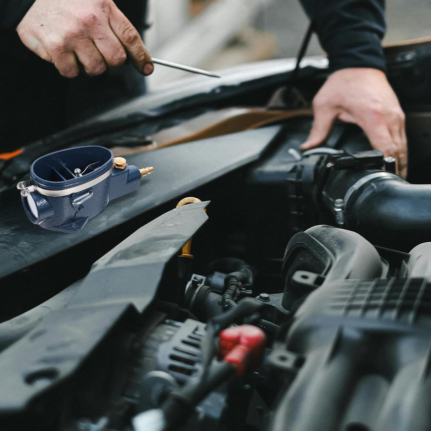 Portable Pneumatic Spark Plug Cleaner for Cars Motorcycles Engines Efficient Carbon Removal Tool with Easy Operation Reusable Air Spark Plug Cleaning Kit for Engine Maintenance