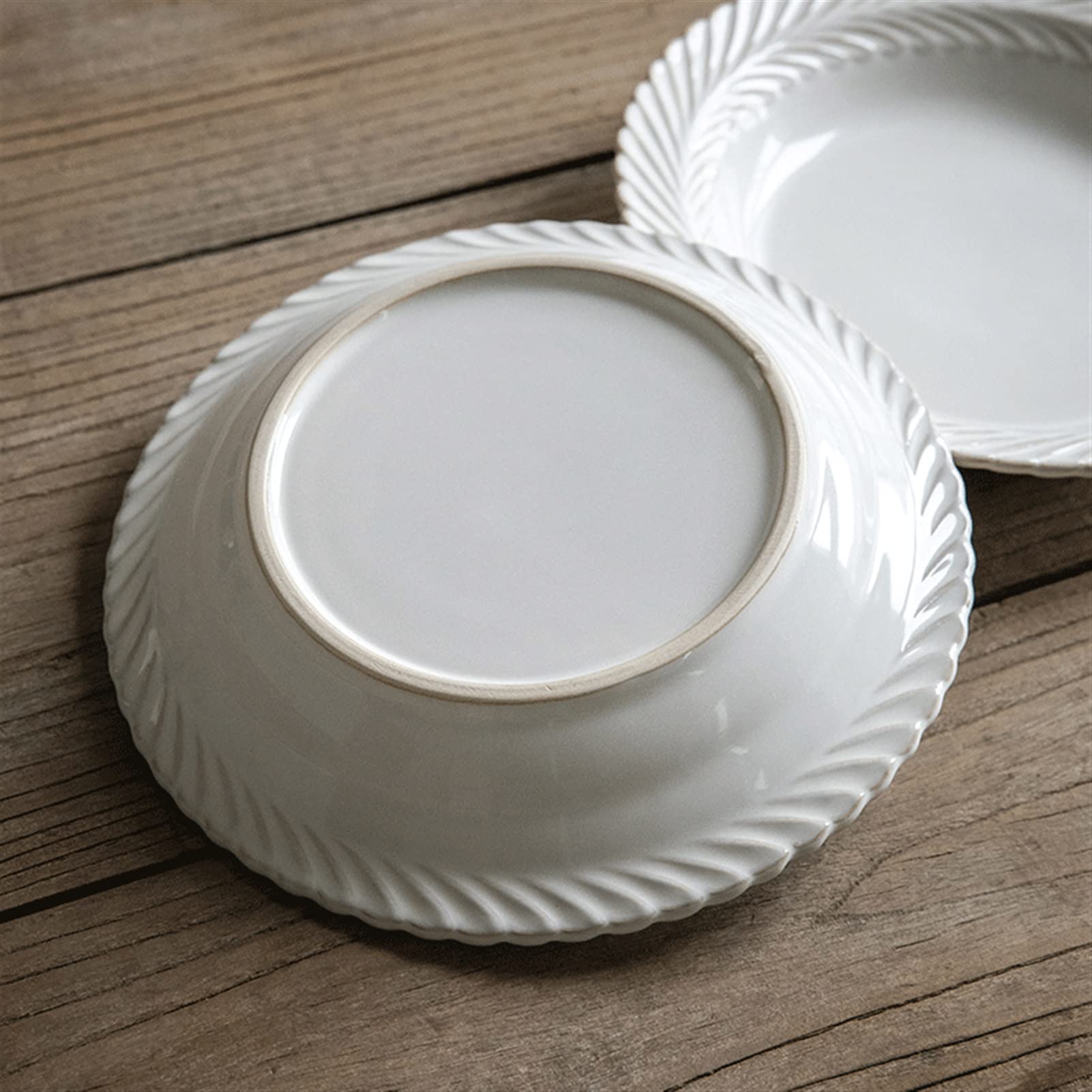 Cubiertos de cerámica Platos de Cena con Relieve Chino Plato de Cena de cerámica Redondo de 8,8" Plato de Postre de Porcelana para el hogar Apto para lavavajillas Microon
