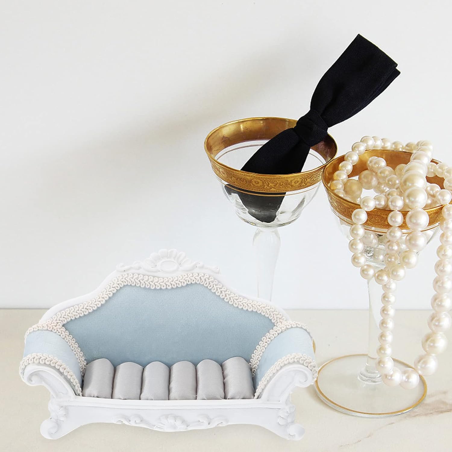 jojofuny Sofa-Shaped Jewelry Display Stand Organizer for Rings Earrings Necklace Holder Compact 5.9X3.1X2.4 Inch Decorative Jewelry Rack for Home and Shop