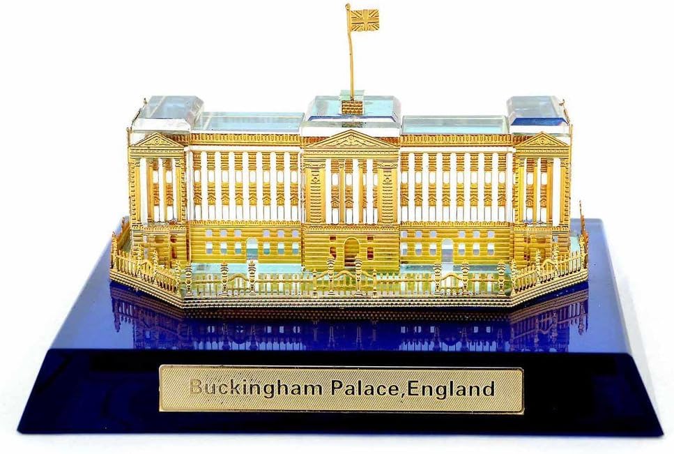 Buckingham Palace Model Miniature of England Home Decorative Crystal Souvenir Showpiece and Gift