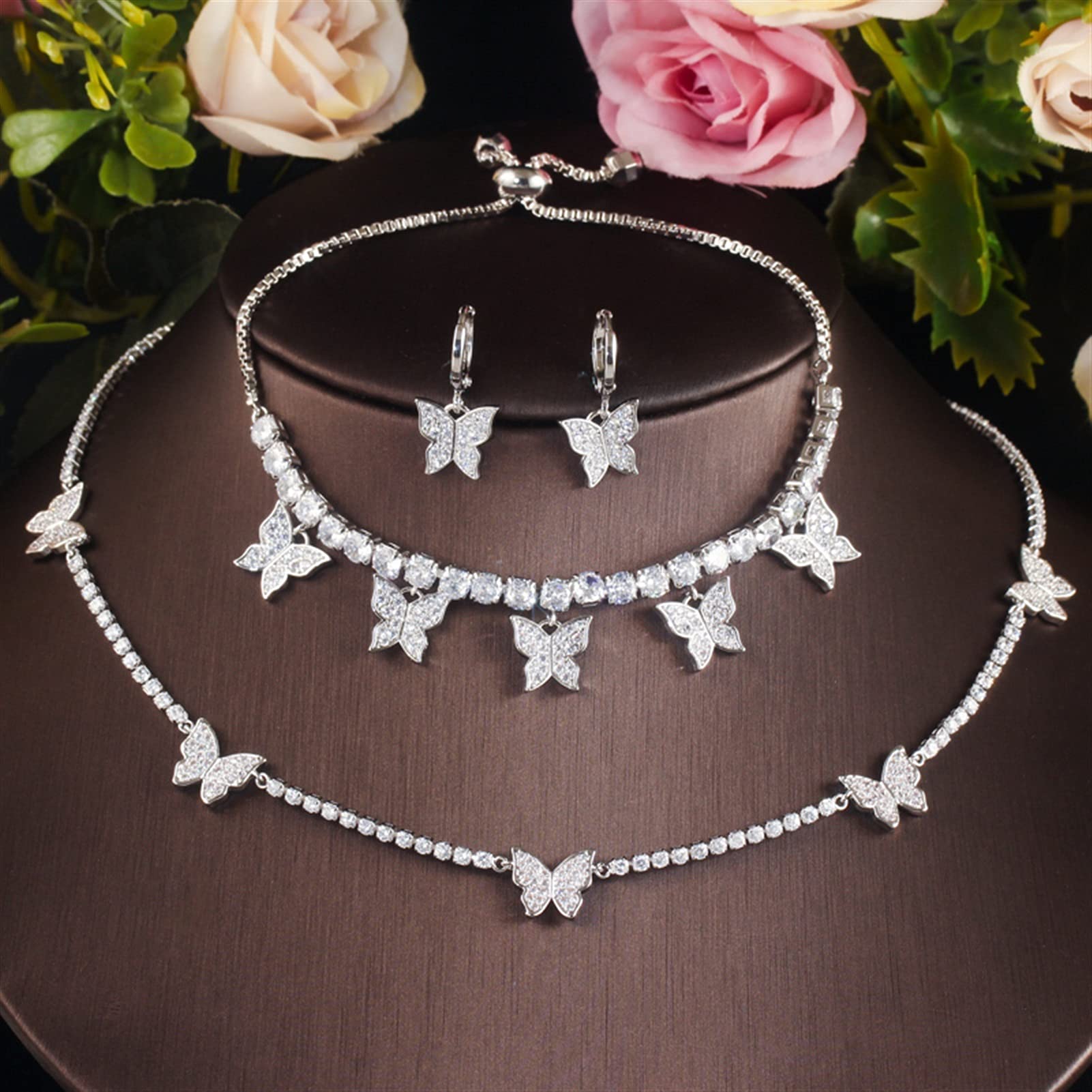 Biżuteria Kształt cyrkonii Zestaw biżuterii damskiej Projektant Bridal Choker Naszyjnik Kolczyki Zestawy bransoletek