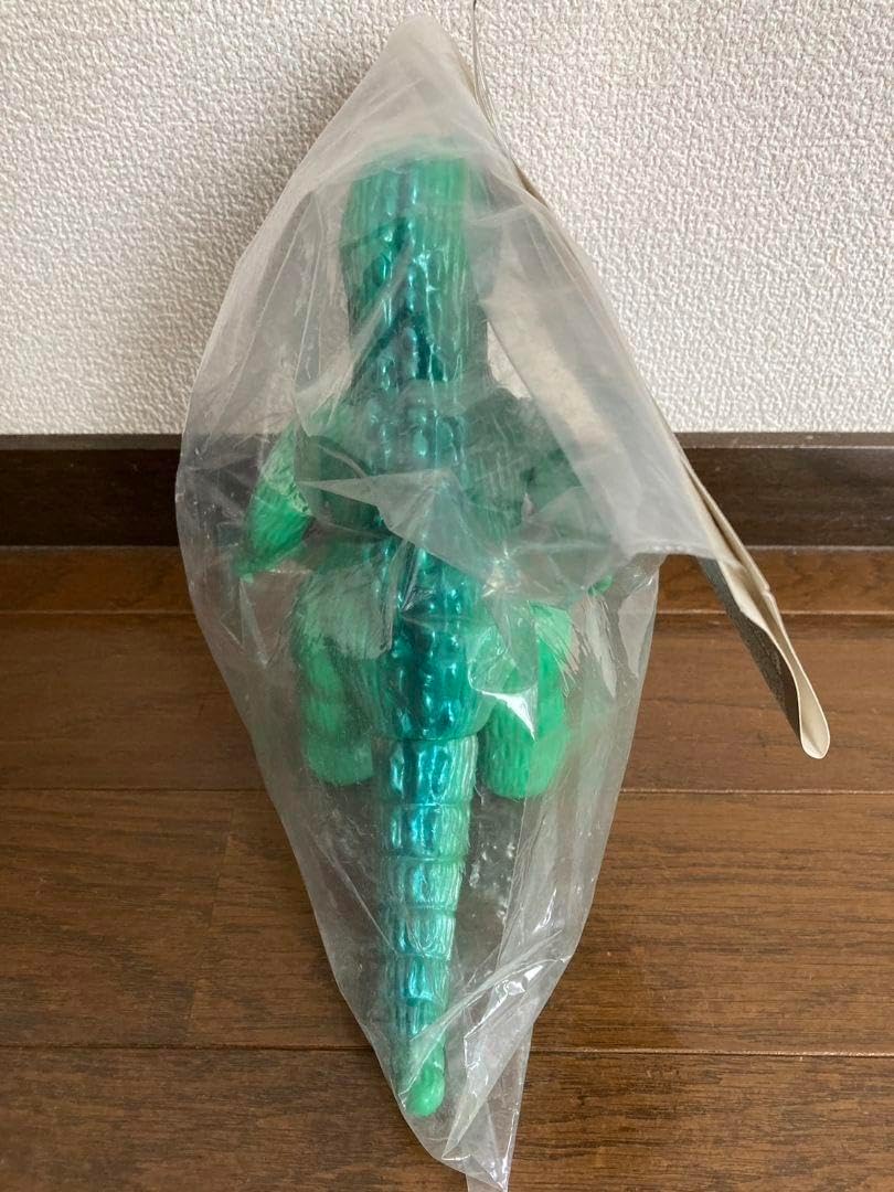 M1号（エムイチゴウ）〉の『74ゴジラ三輪車』ソフビ（※TOKYO CULTUART