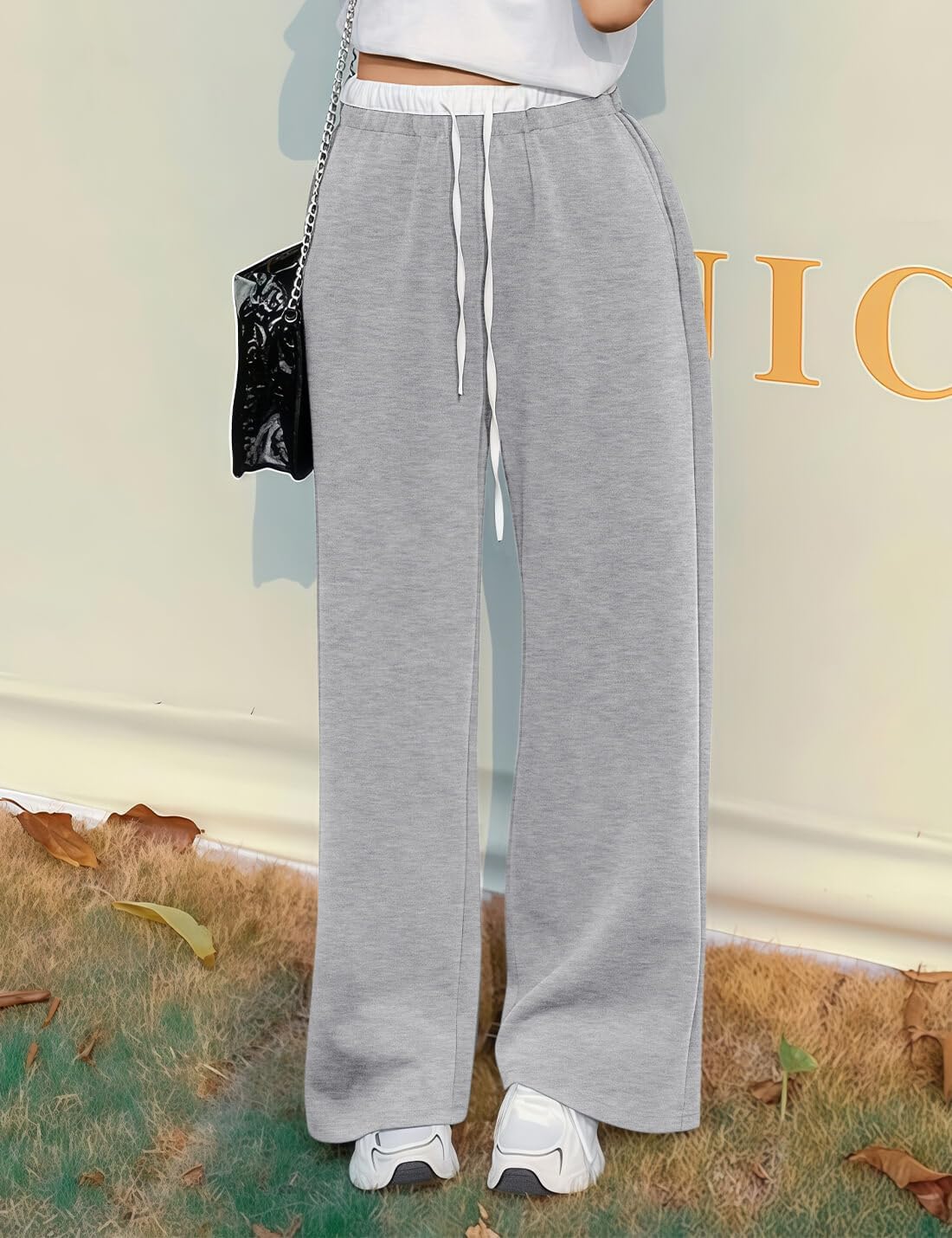 HeSaYep Women's Wide Leg Sweatpants High Waist Baggy Sweat Pants Straight Leg Drawstring Elastic Waisted Pants with Pockets - Image 4