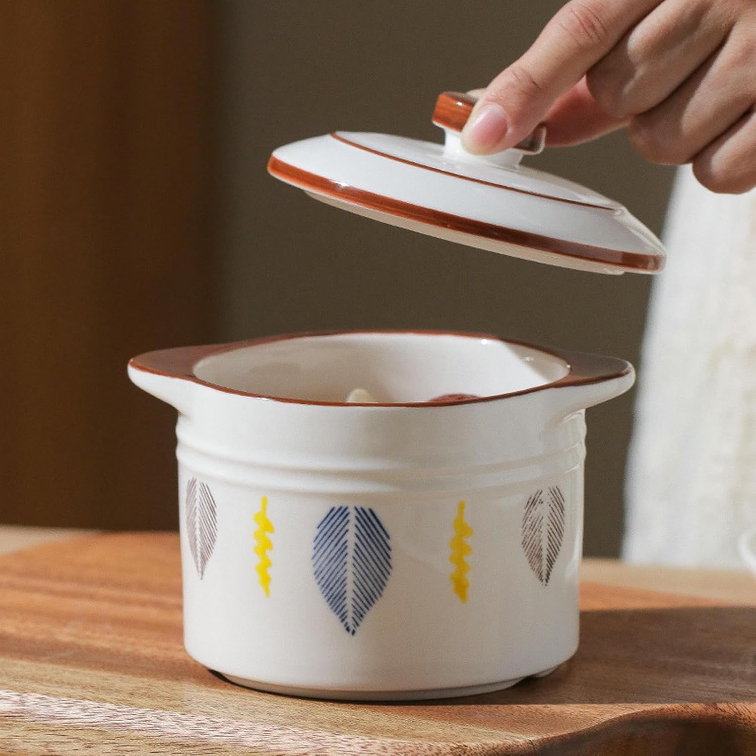 Japanese-style household simple and exquisite ceramic underglaze color double-ear cover stew cup -720ml (leaf model)