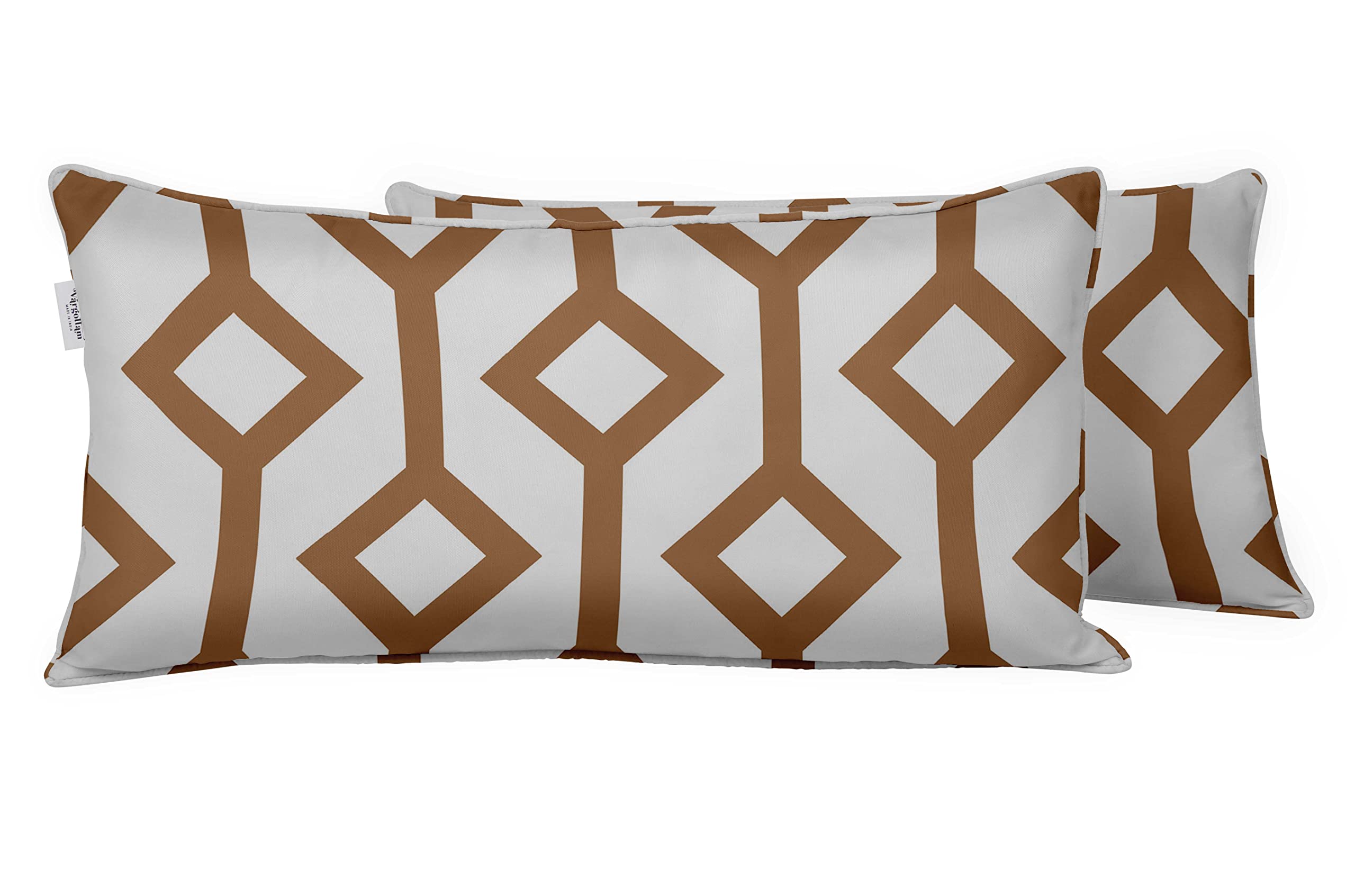 Coussin rectangulaire imperméable pour sublimer vos soirées sur le patio