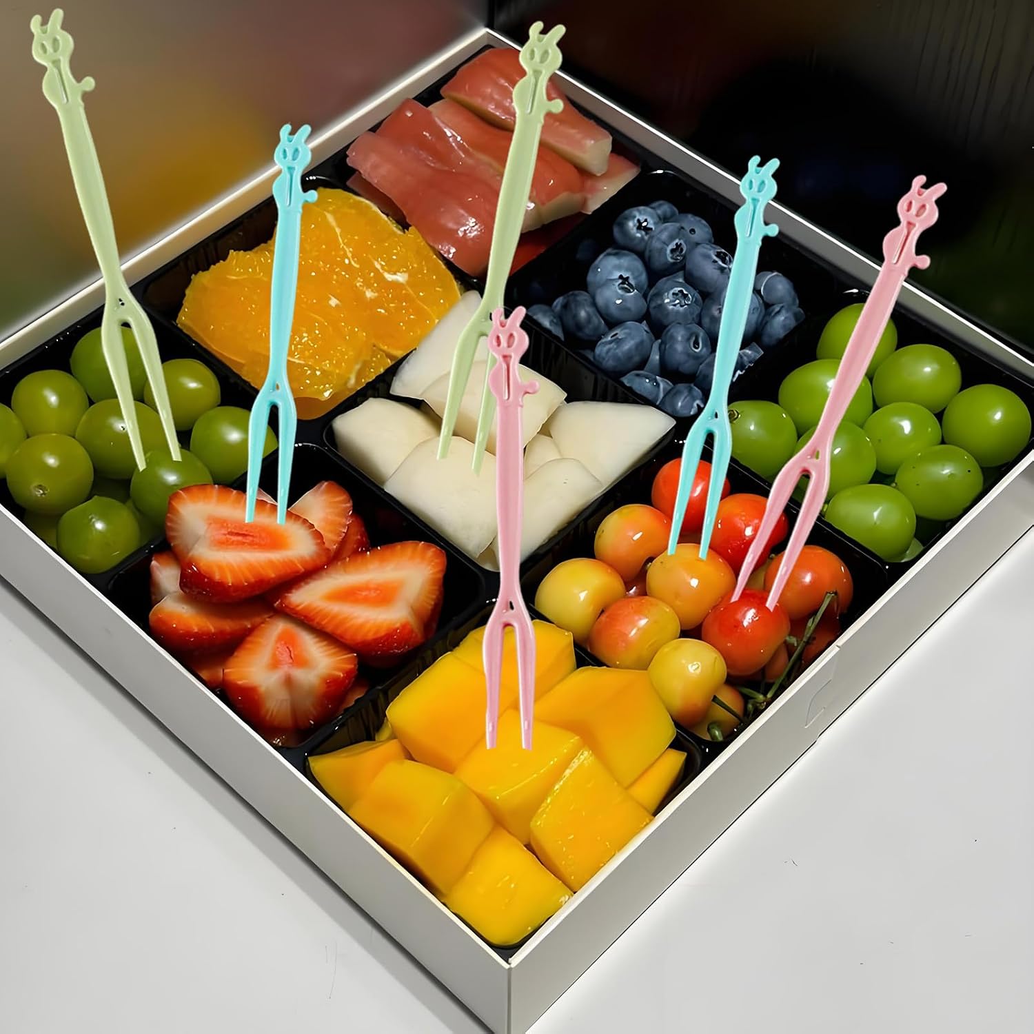 150 Pcs Cute Disposable Plastic Forks Beautiful Mini Fruit Forks Bistro Cocktail Appetizer Dessert Salad Picks Forks Set Party Supplies