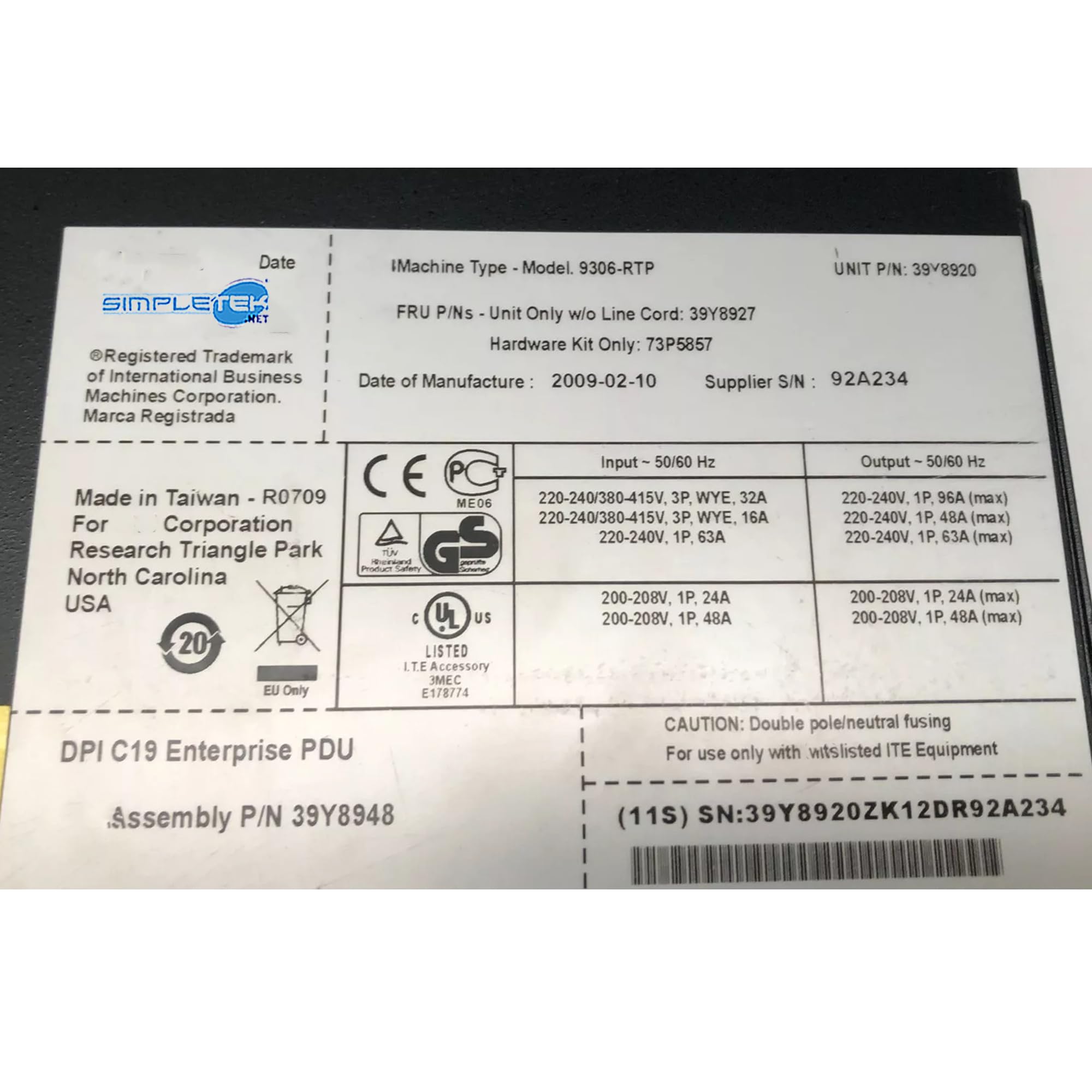 SIMPLETEK - Power Distribution Unit PDU DPI Single Phase Rack 1U 12 x IEC C13 39Y8918 | 9306-RTP (Reacondicionado)