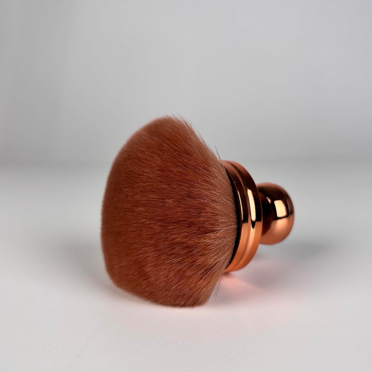 Kabuki Self Tanner Brush – Round Dome Self-Tanning Applicator with Ergonomic Palm-Grip Handle for Streak-Free, Even Glow | Ultra-Soft Synthetic Bristles | Travel-Ready – Rose Gold