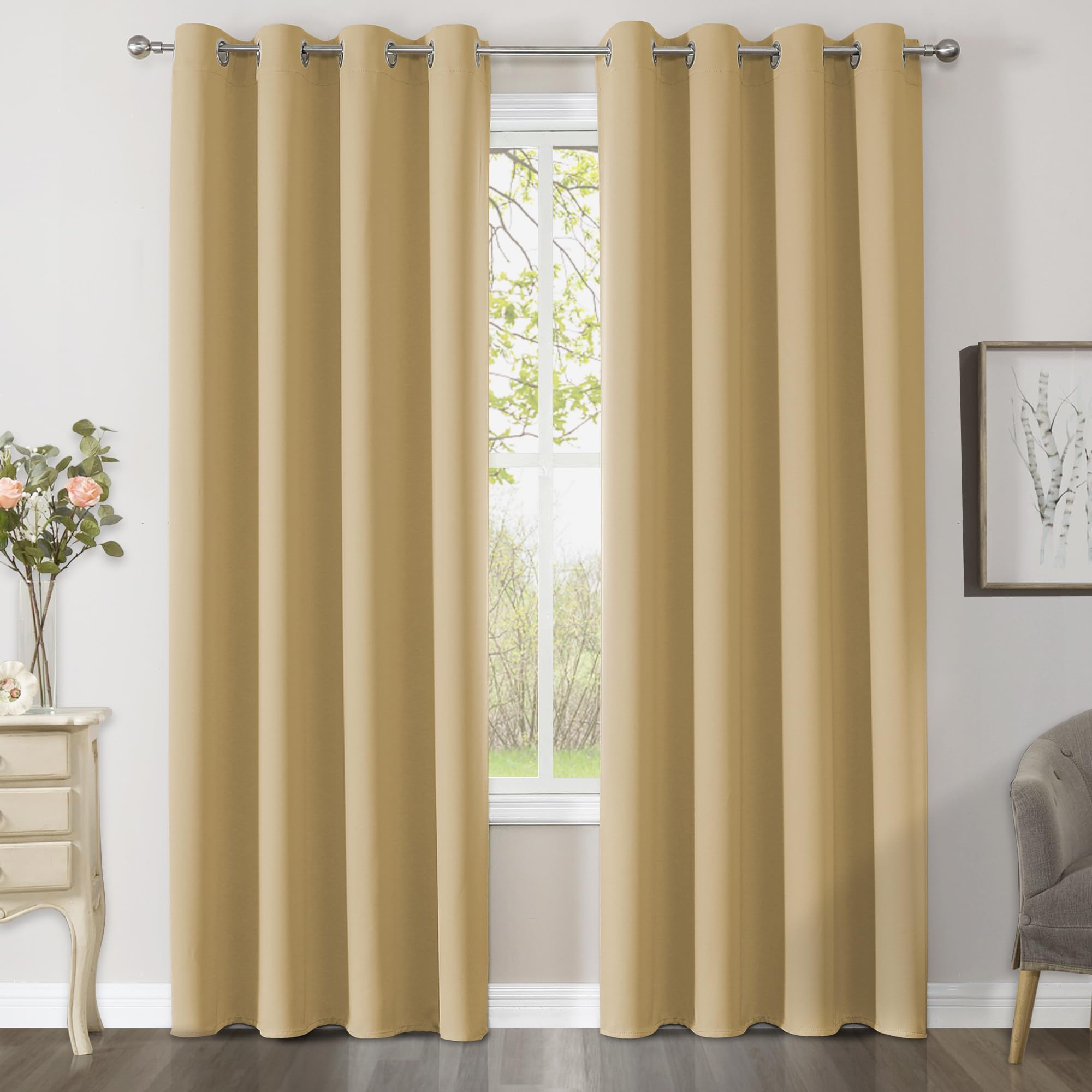 CUCRAF Verdunklungsvorhänge Thermovorhang Kälteschutz 2er Set H229 x B229cm Vorhänge mit Ösen Beige Vorhang Blickdicht Weich und Langlebig Schallschutz Vorhang für Schlafzimmer Wohnzimmer