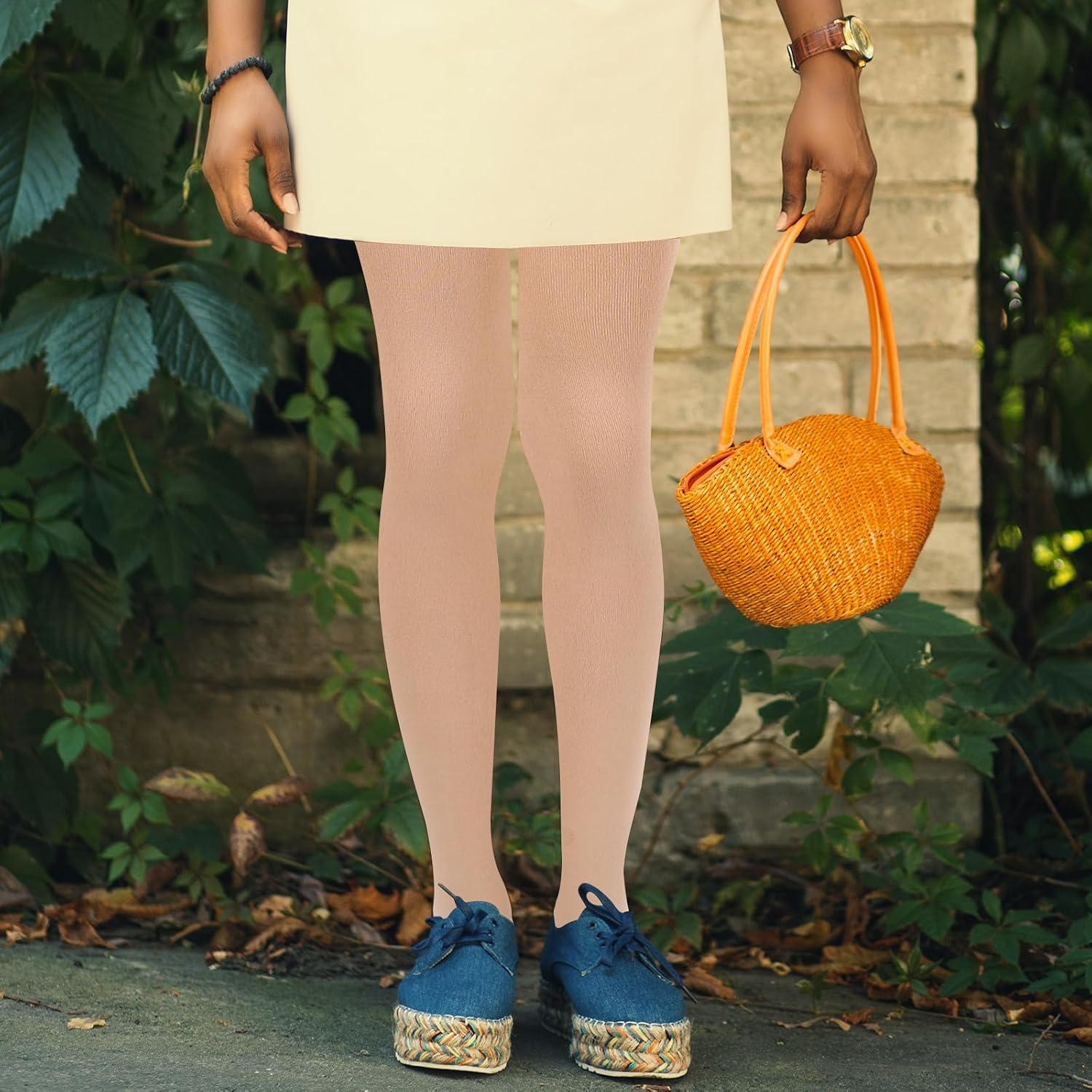 VOSAREA Beige Skating Leggings for Women with Chinlon Material and Two Plastic Buckles, Thick Warm Pantyhose Socks that Protect Legs and Help, for Ice Events and Roller Skating Shows