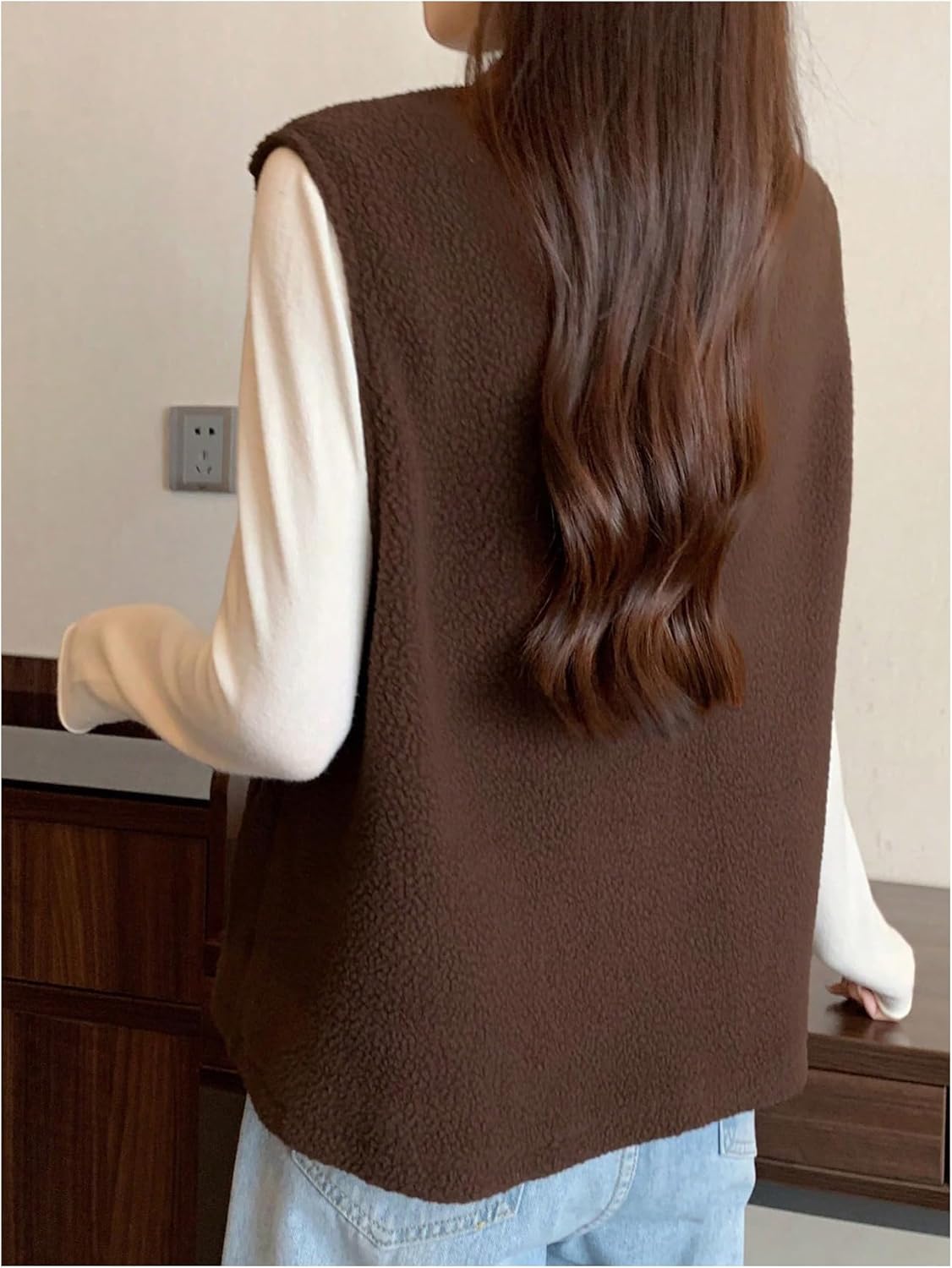 Women's Fleece Mock Neck Vest Zip Up Sleeveless Tops Jackets Fall Clothes - Image 2