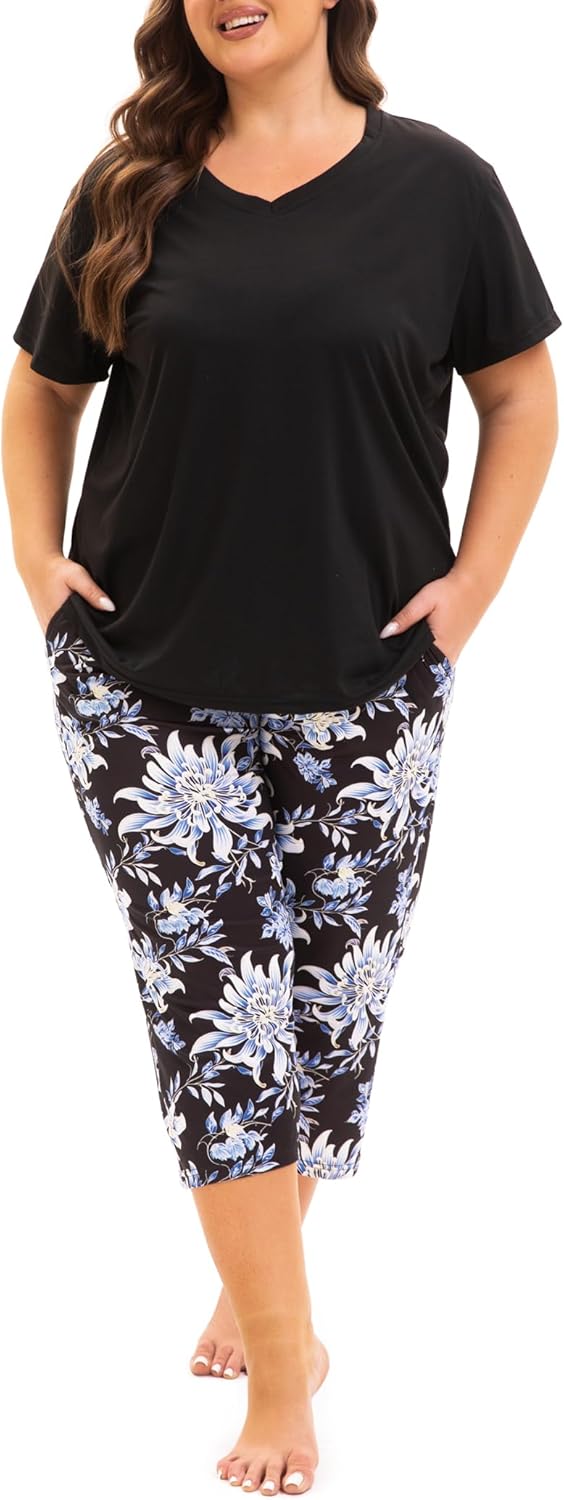 Plus Size Pajamas for Women Set, Womens Plus Size Short Sleeve V Neck Capri Pants Pajama Sets with Pockets - Image 2