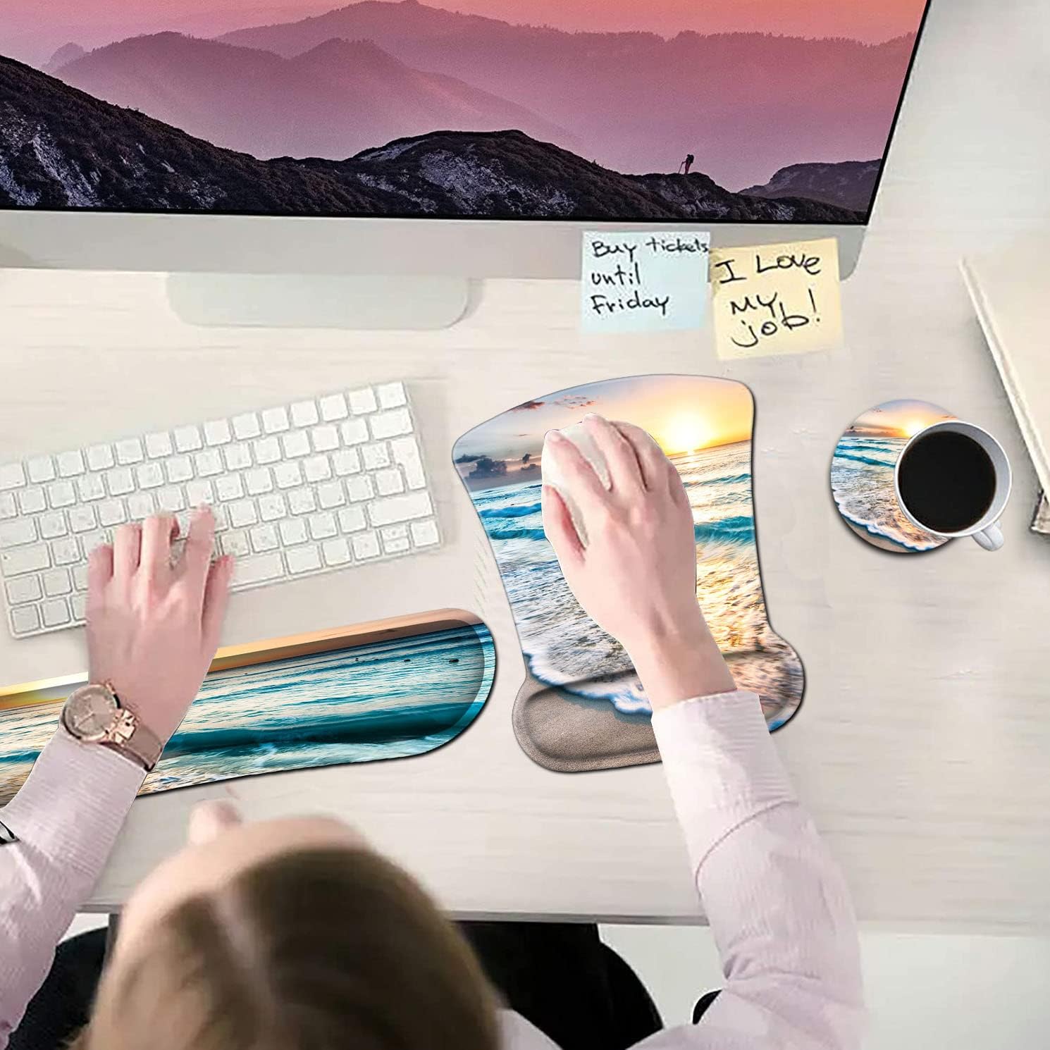 Ergonomic Mouse Pad with Gel Wrist Support and Non-Slip PU Base, Wireless Office Desk Pad Memory Foam Keyboard Wrist Rest Desktop Accessories, Sunrise on The Beach Pattern Gaming Mouse Pad