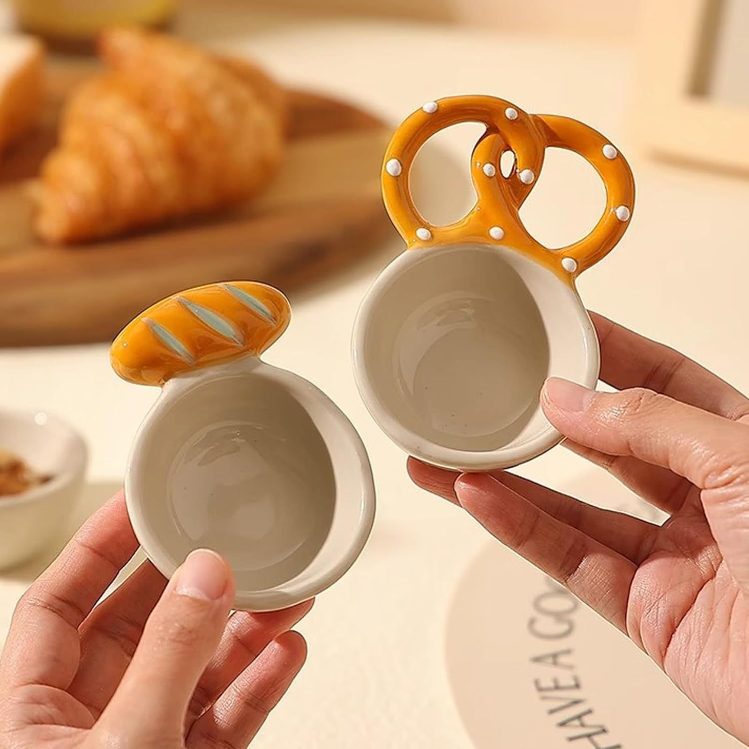 Elegant Ceramic Bread Plate with Handle for Seasoning Dish Outdoor Use Safe Plate