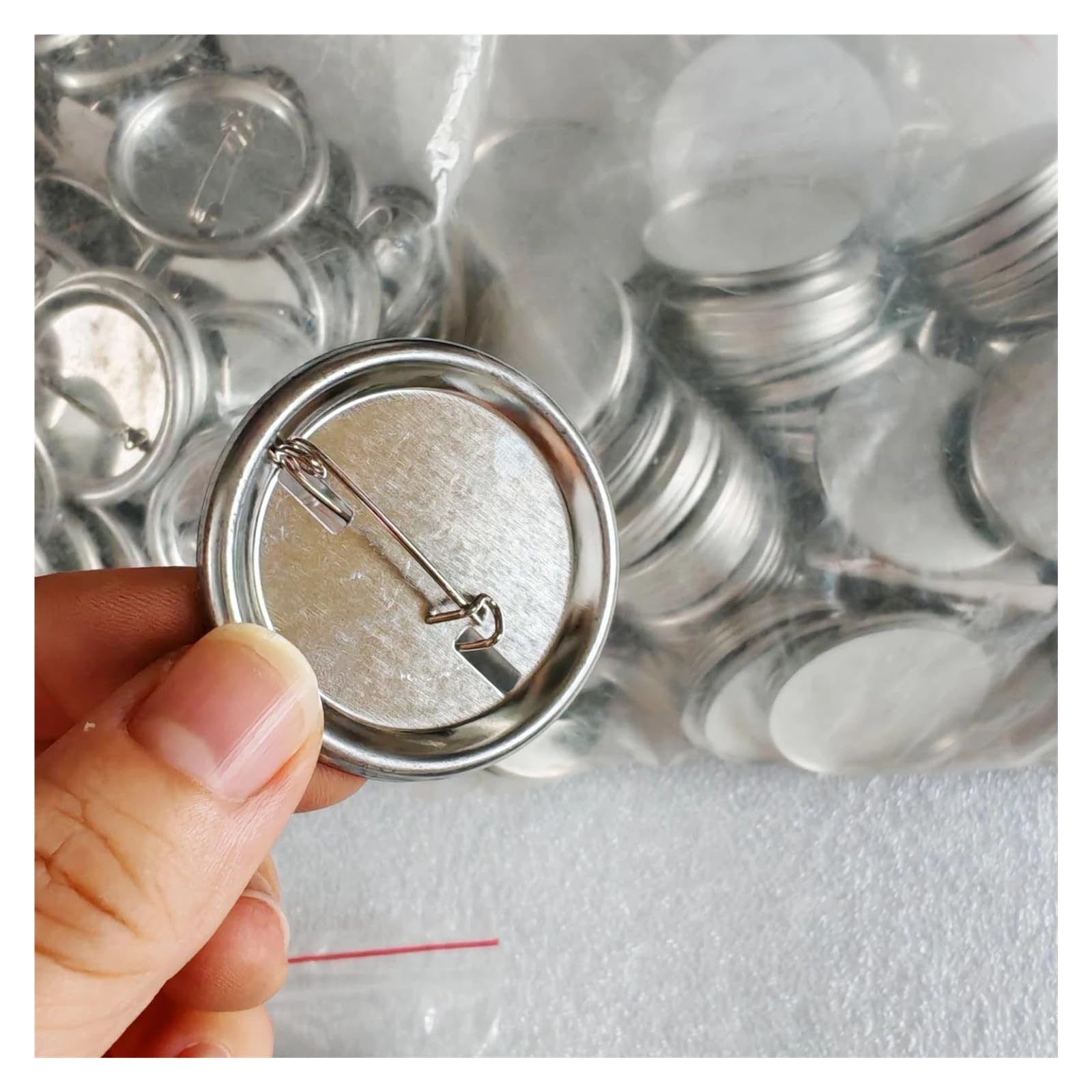100 szt. pustych części do maszyny do produkcji guzików z przypinkami, materiały 25 mm, materiał do maszyny do produkcji guzików DIY, część do spersonalizowanego rękodzieła