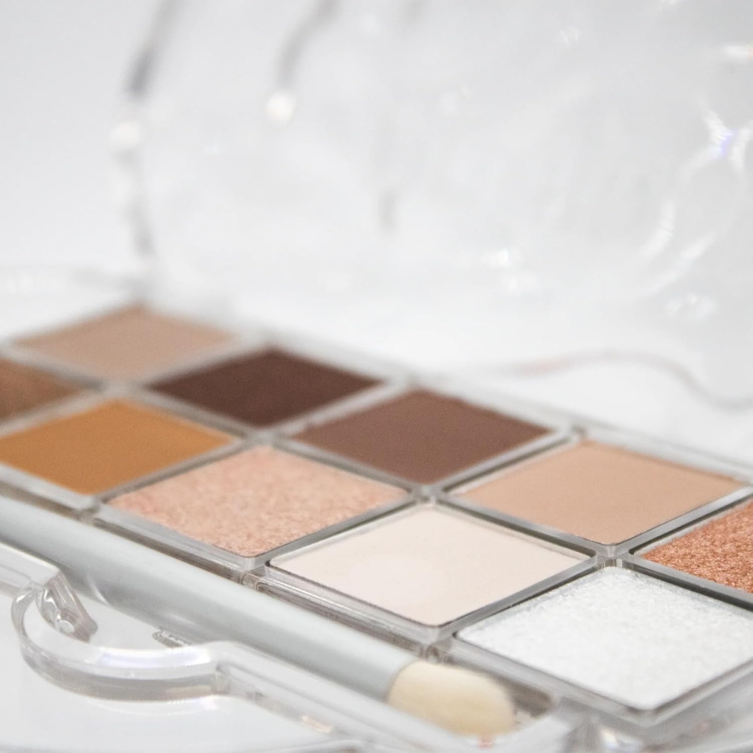 dearcloud Sky/Shadow – Buttercream Latte – eye shadow palette makeup with 10 Ultra-Fine Pigments & Dual-Ended eyeshadow brush (Buttercream Latte) - Image 5