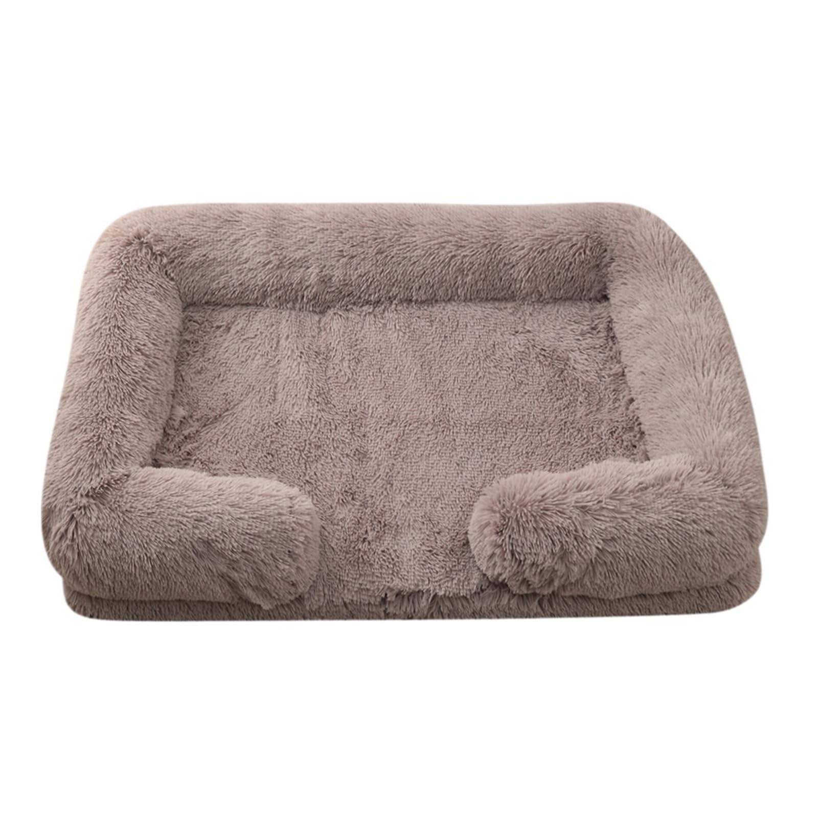 Lit carré pour chien ou chat marron : le coin de sieste en peluche pour votre salon