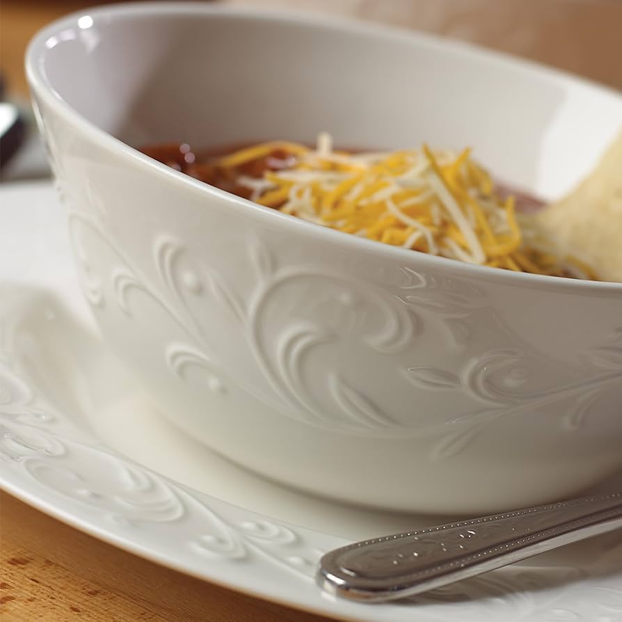 【美品・豪華】レノックス 金彩 モノグラム ２６．４㎝ 大皿 Lenox 美品・豪華】レノックス 金彩装飾 モノグラム 26．4㎝ 大皿