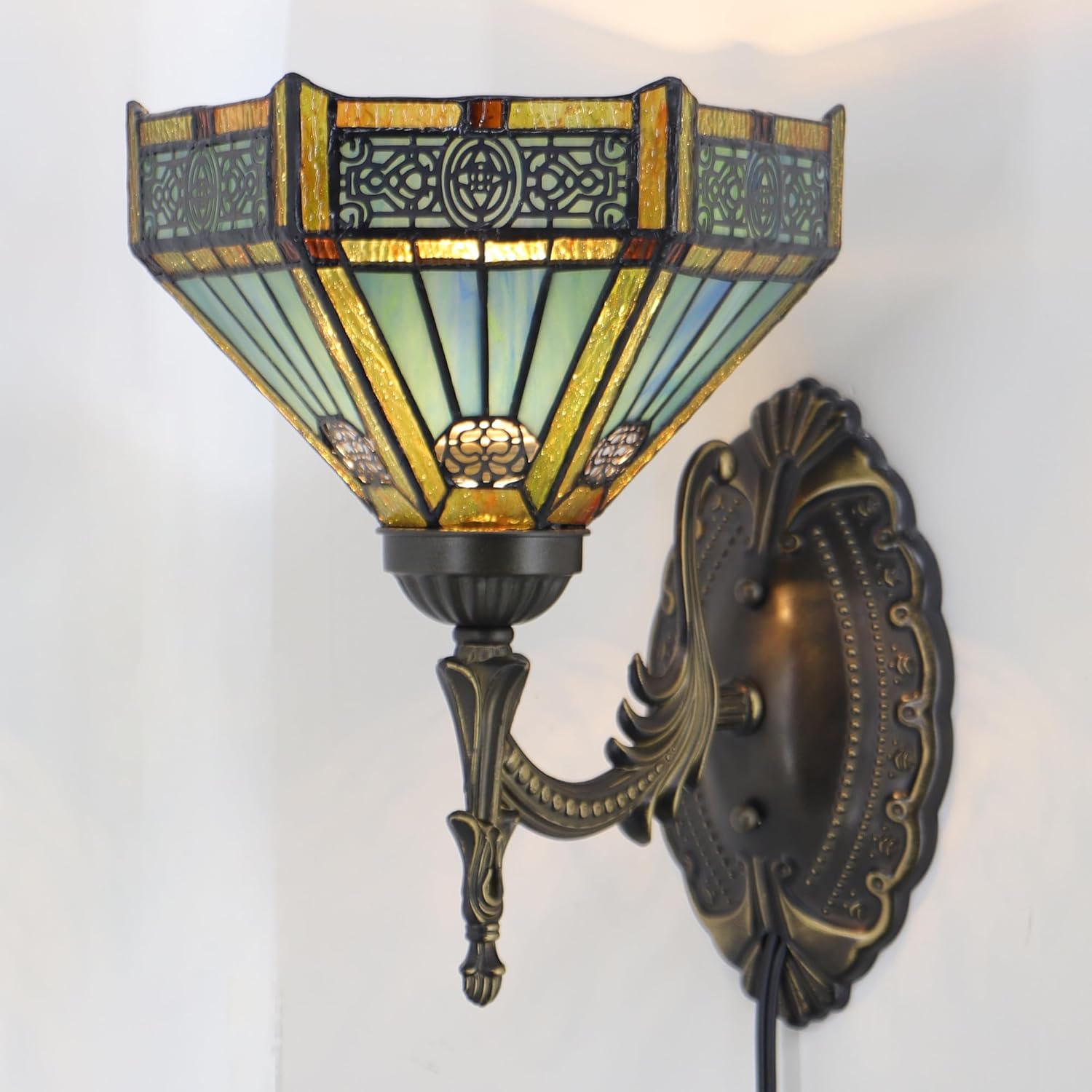 Tiffany Wall Sconce Lamp Plug in with 8 inch Stained Glass Lampshade 8X10.5X11 Inch Stained Glass Wall Lamp (Hexagon Mission Style)