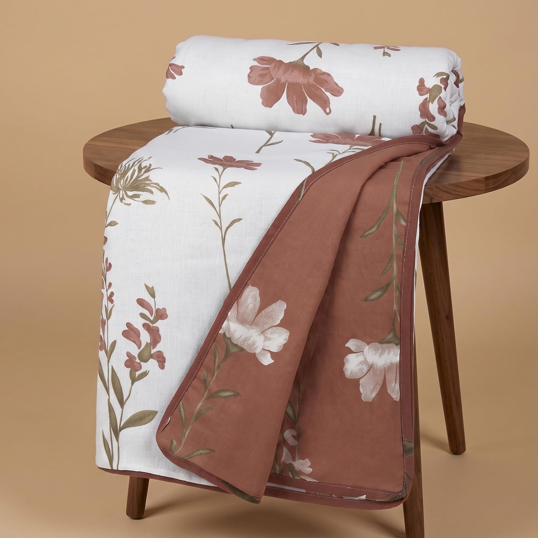 HUESLAND 100% Cotton Reversible Dohar Double Bed Cotton | Soft Cambric Weave, All Weather Light AC Blanket | 86 x 94 inches, Floral - Rust & White