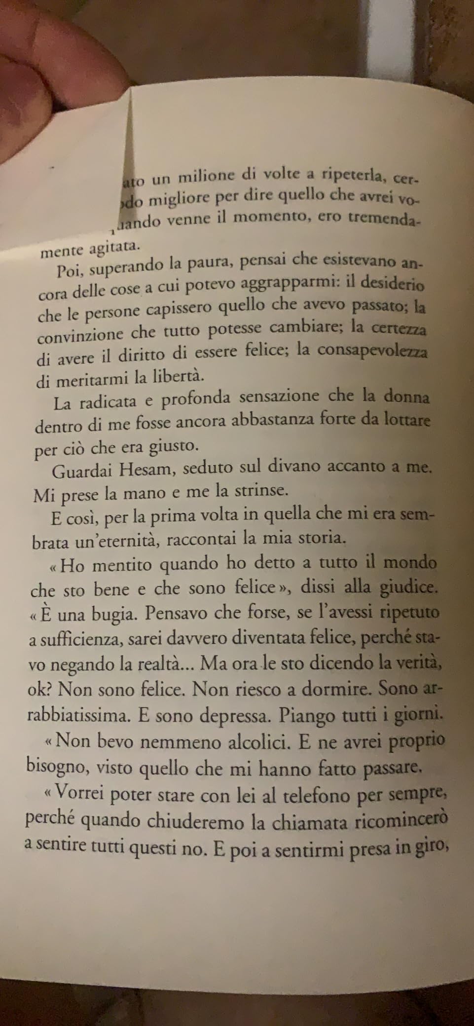 Lettura scorrevole, per chi ha seguito le vicende un MUST da leggere