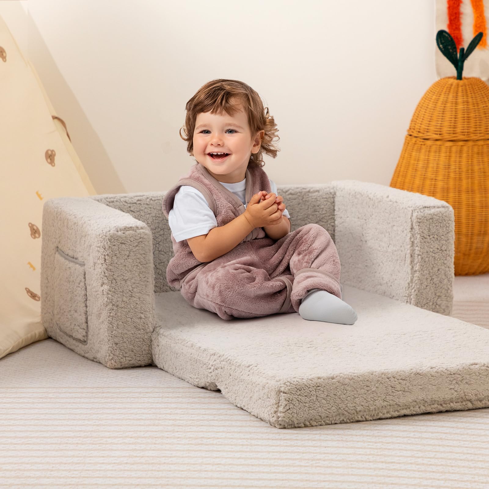 BEJOY Canapé-lit extra large 2 en 1 en Sherpa doux pliable pour tout-petits, lit convertible en chaise longue pour filles et garçons, gris clair