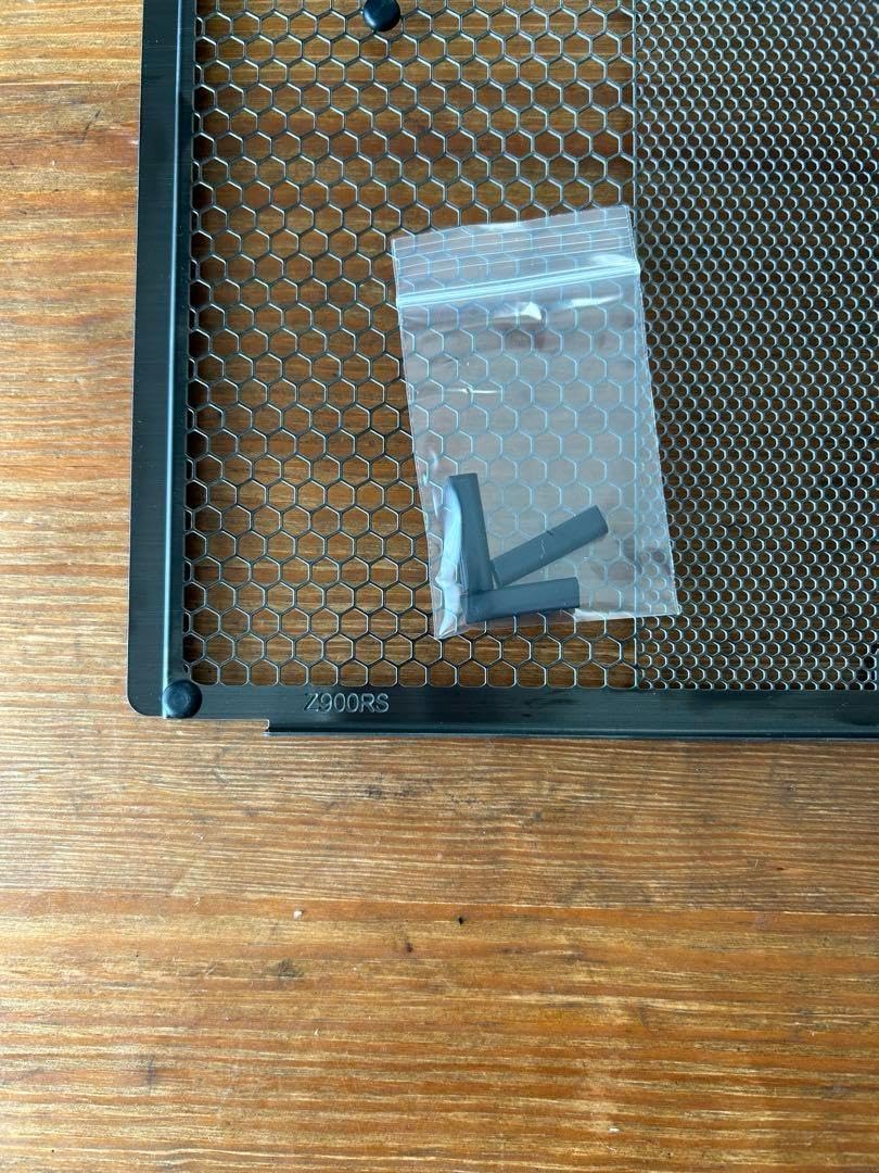 最終価格Z900RS エンジン・冷却装置・ラジエーターコアガード