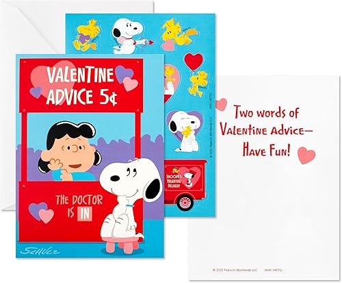 Vista 4 de Hallmark Peanuts - Tarjetas y calcomanías para el día de San Valentín para niños, Snoopy y Lucy (24 tarjetas de San Valentín con sobres)