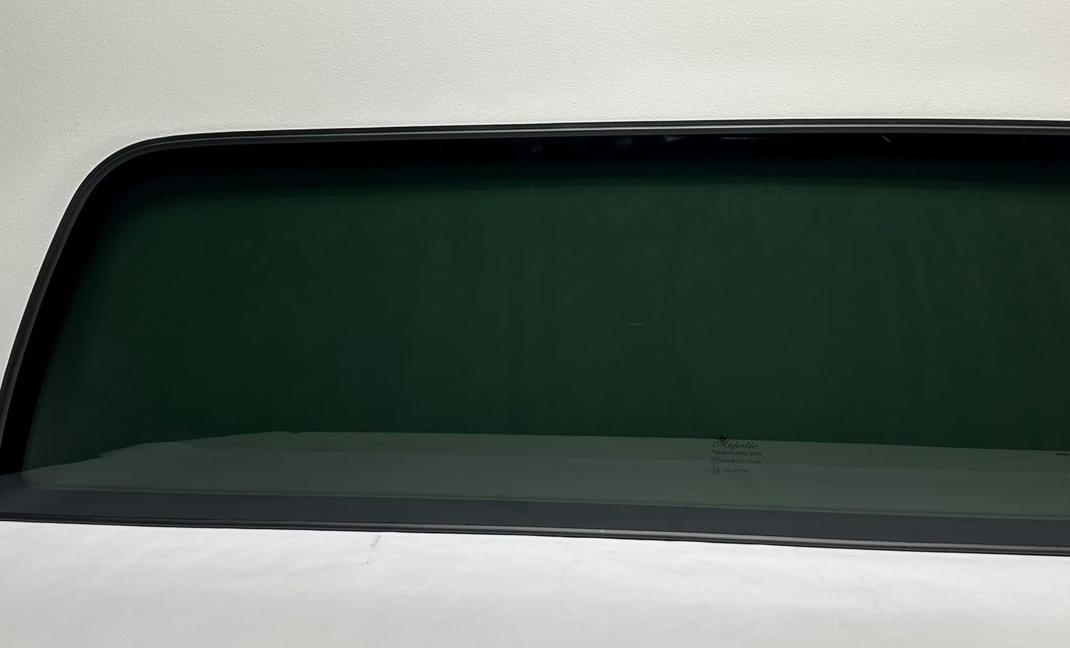 Back Glass Window compatible with 1998 to 2001 Dodge Ram Pickup 1500 / 1998-2002 Dodge Ram Pickup 2500 & 3500 Stationary Back Glass Window