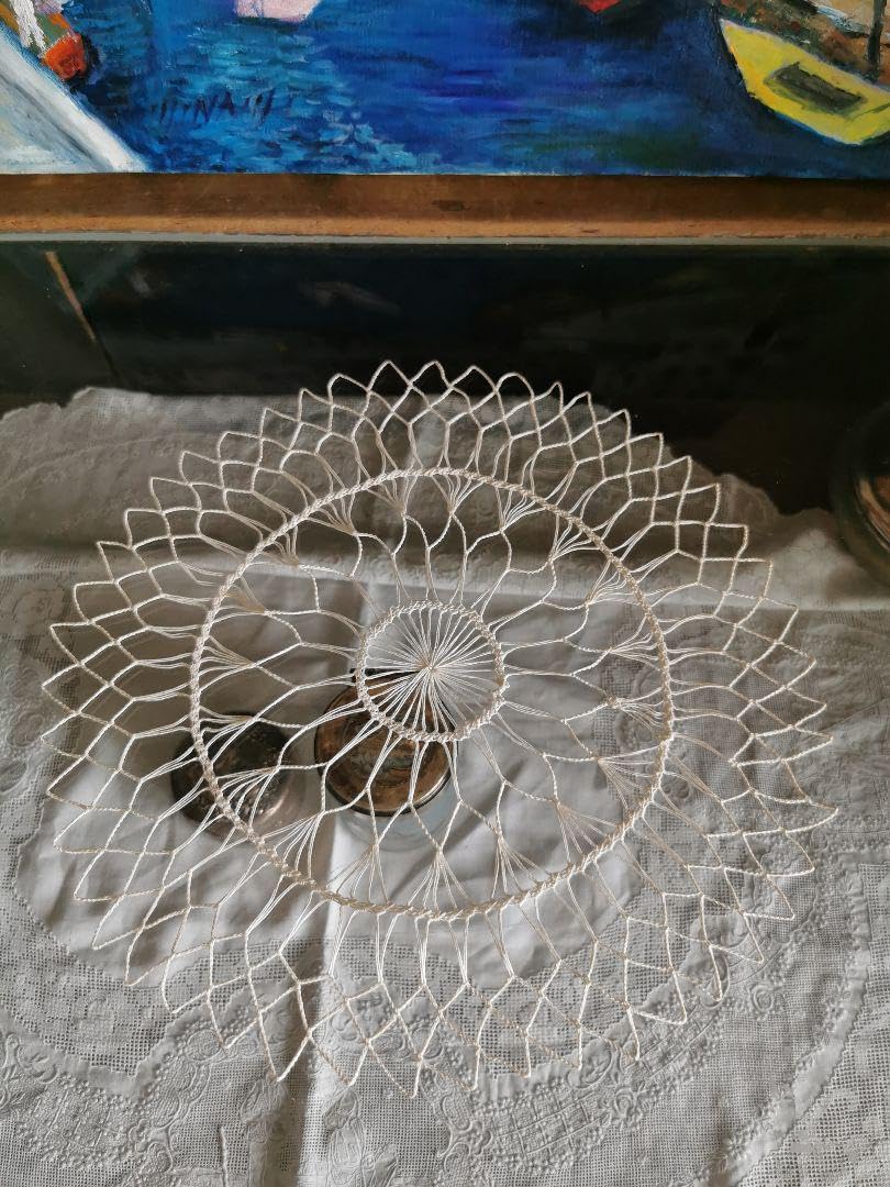 アンティークイタリア 花火の様な線状レース まろやかなアイボリー刺繍糸ドイリー Amazon.co.jp: アンティークイタリア 花火の様な線状レース