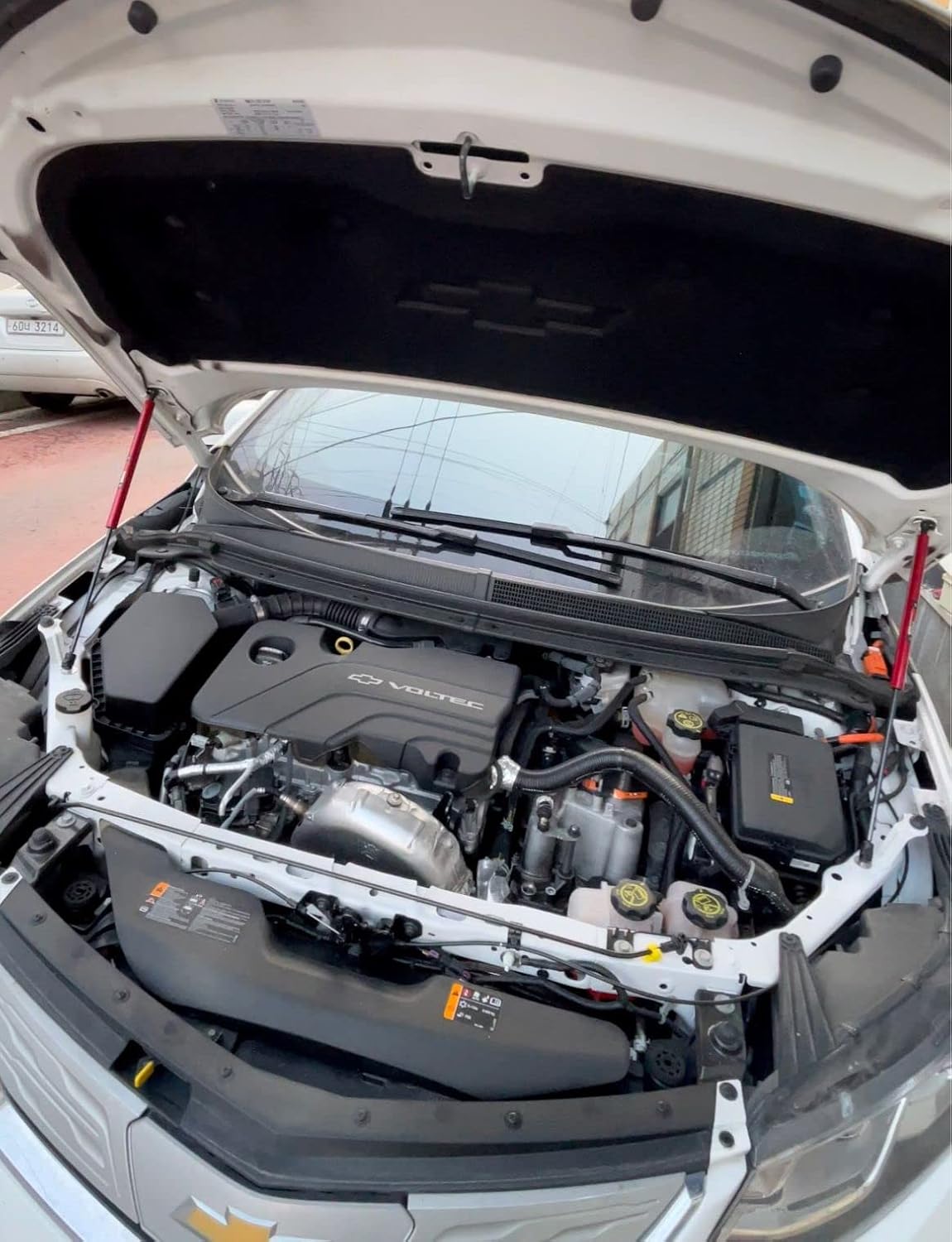 TSUBASA Lift Supports Struts for Chevrolet Volt 2016-2019 Front Bonnet Hood Modify Carbon Fiber Gas Charged Shock Dampers Spring Bar (2 PCS) (Normal Black)