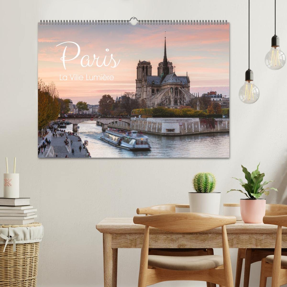 Paris - La Ville Lumière (Wandkalender 2026 DIN A2 quer), CALVENDO Monatskalender: Wahrzeichen und ungesehene Ausblicke auf Paris (CALVENDO Orte)