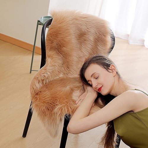 Miniatura 4 de linmopm Alfombras de piel de oveja sintética súper suaves y esponjosa, funda de piel sintética de alta densidad para sofá, alfombra de cabecera (2 x